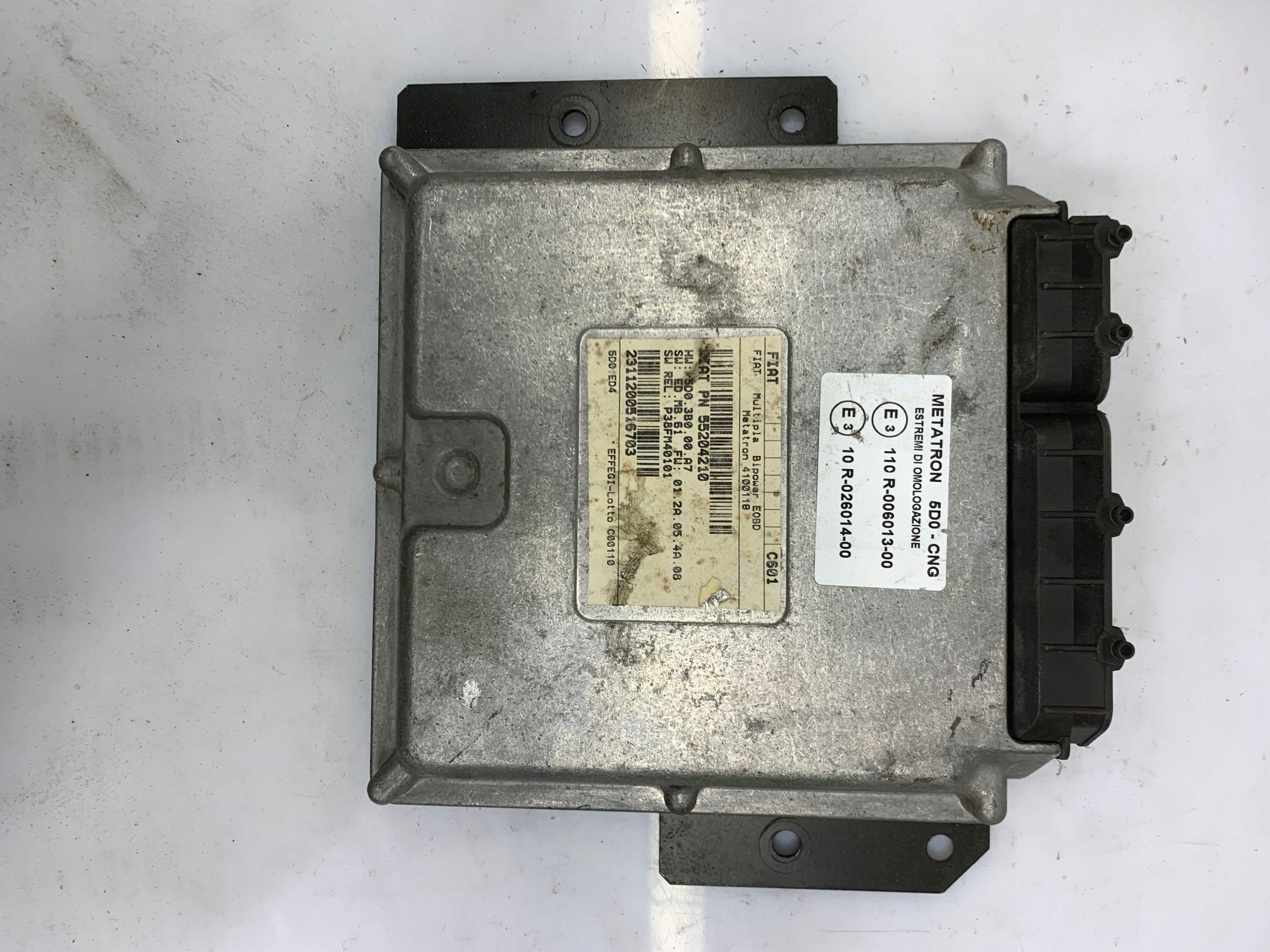 КОМПЬЮТЕР ДВИГАТЕЛЯ FIAT 55204210