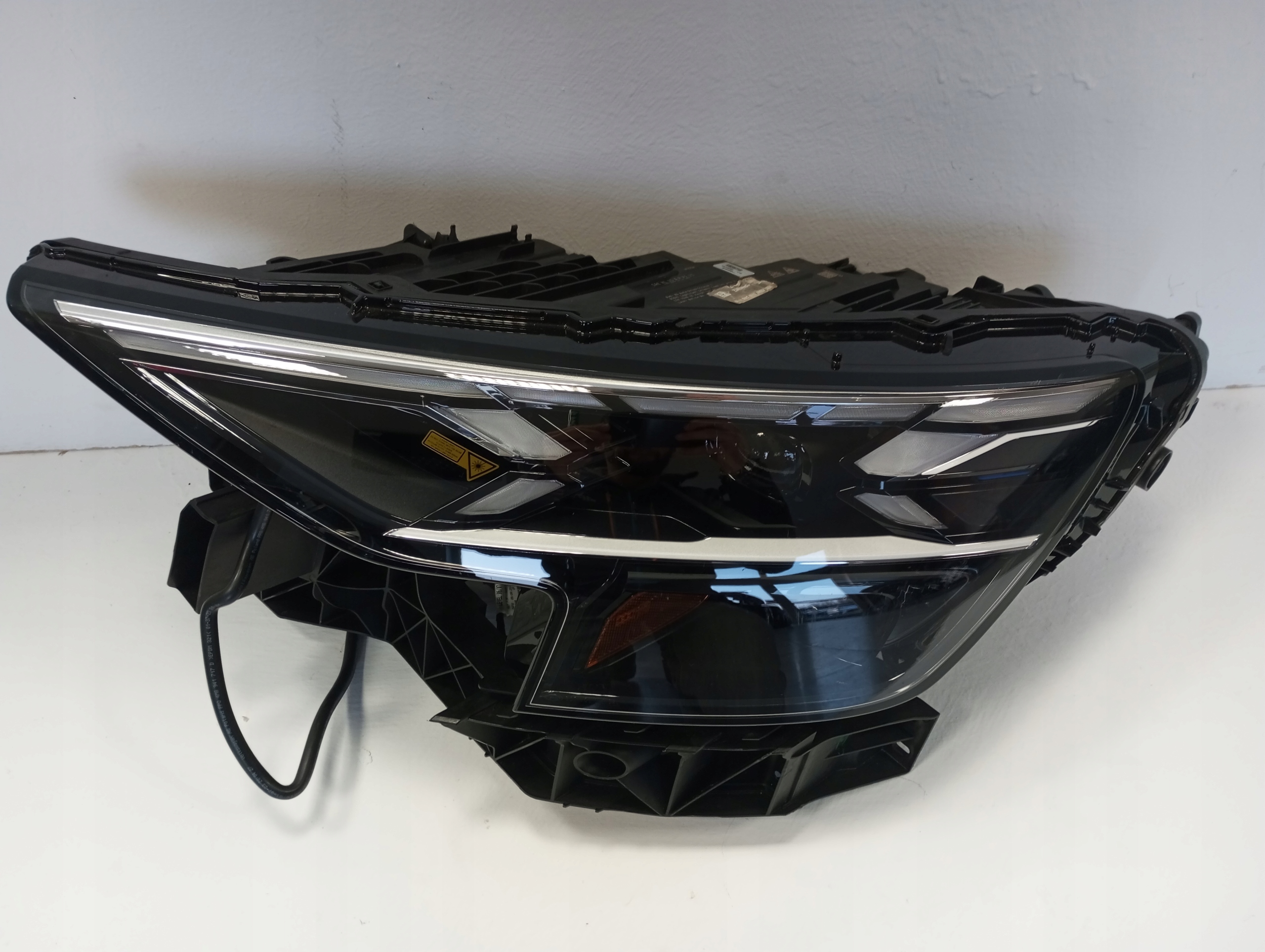 light Full Led LASER left AUDI Q8 4M8941085B USA