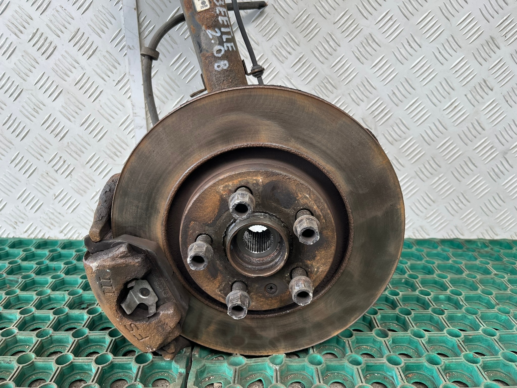 VW NEW BEETLE 1997-2010 1C0 2.0 B swing MCPERSON left front original