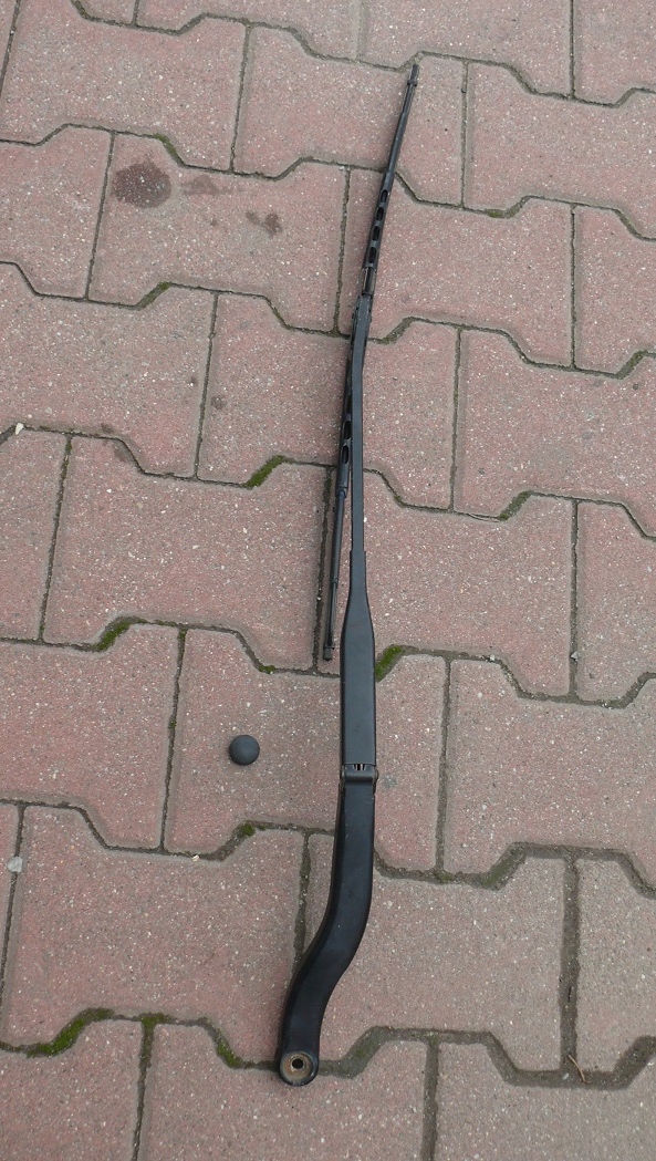 wiper arm right right front AUDI A8 D2 94-98r. EUROPA 4D1955408B