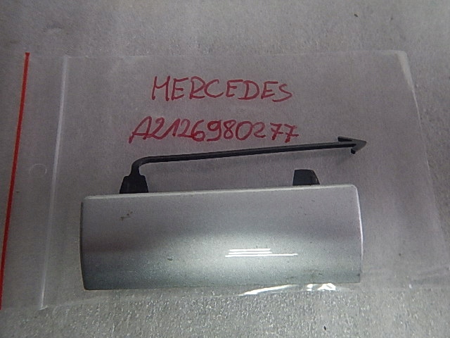 MERCEDES E W212 LIFT ZAŚLEPKA LISTWY PROGOWEJ