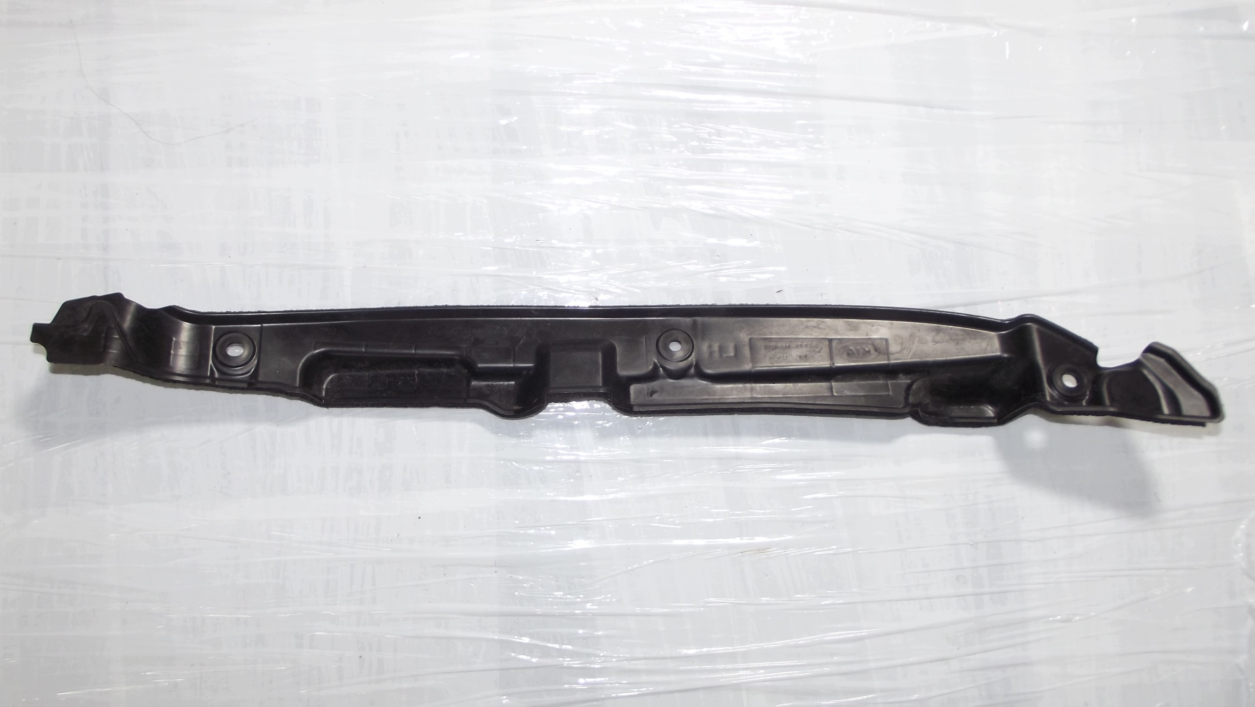 Kia Stonic fedél hangszigetelő sárvédöt bal 84116-H8400