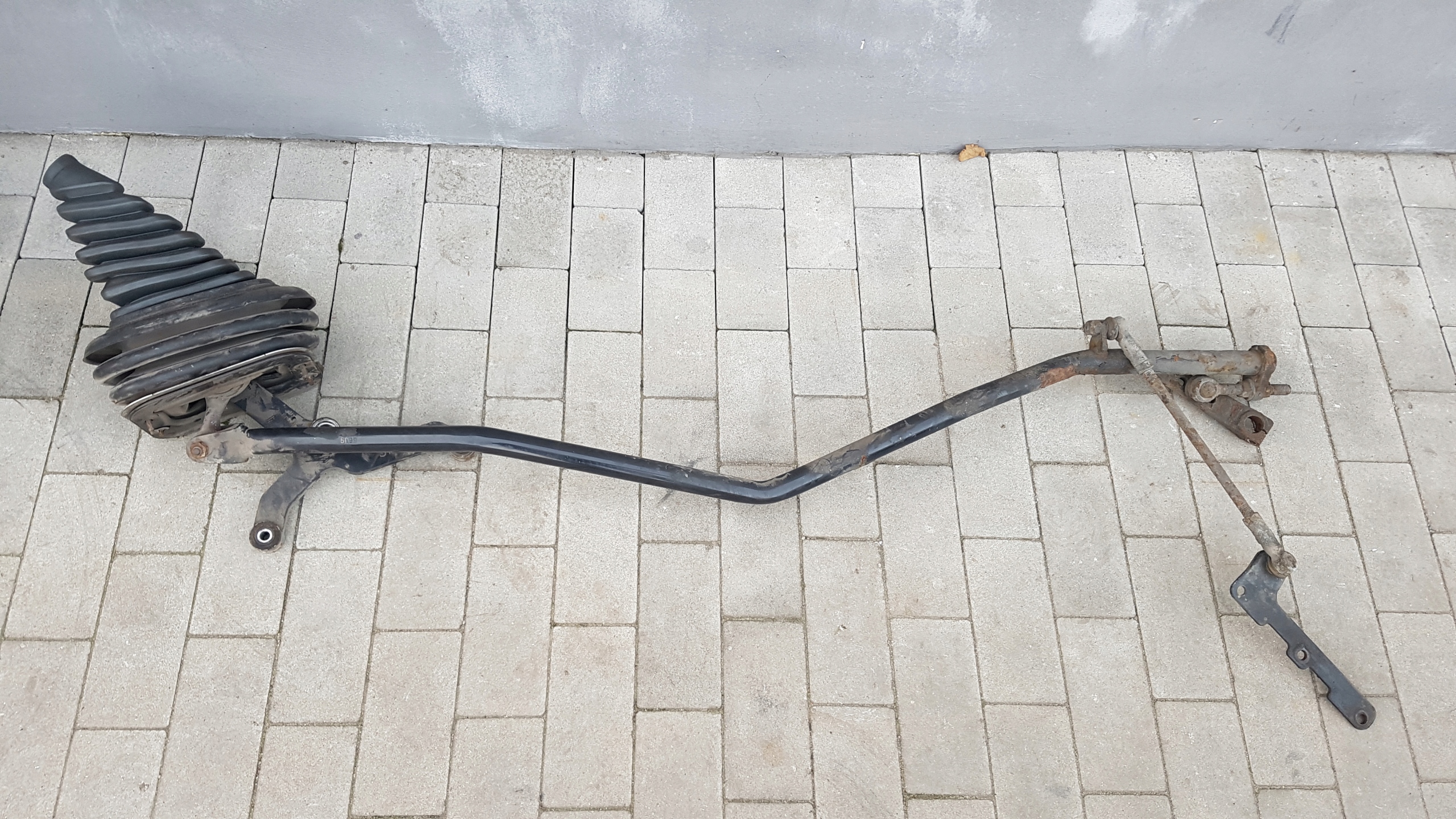 РЫЧАГ ПЕРЕКЛЮЧЕНИЯ ПЕРЕДАЧ MAN TGL