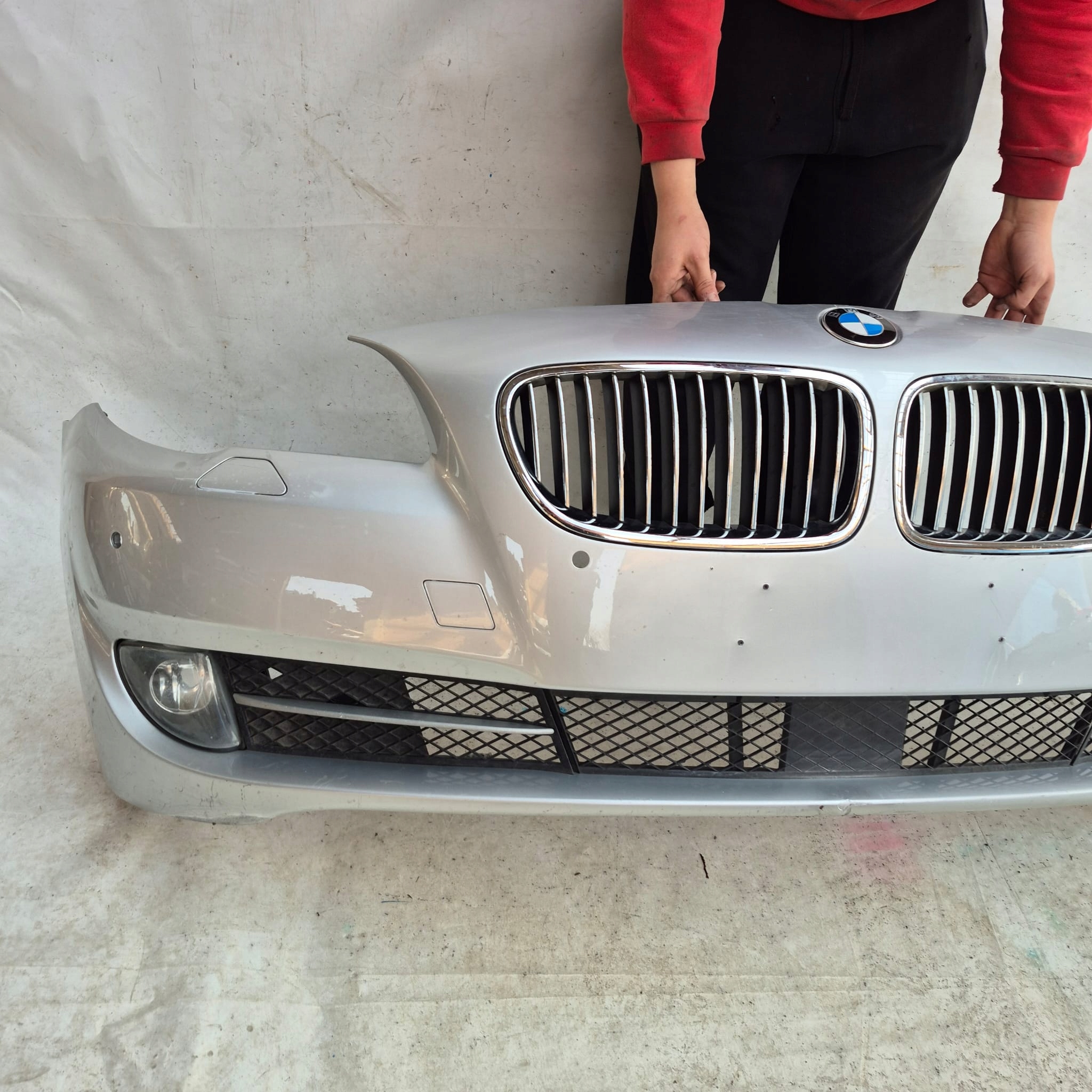 BMW 5 F10 F11 10-13 bumper front front washer PDC