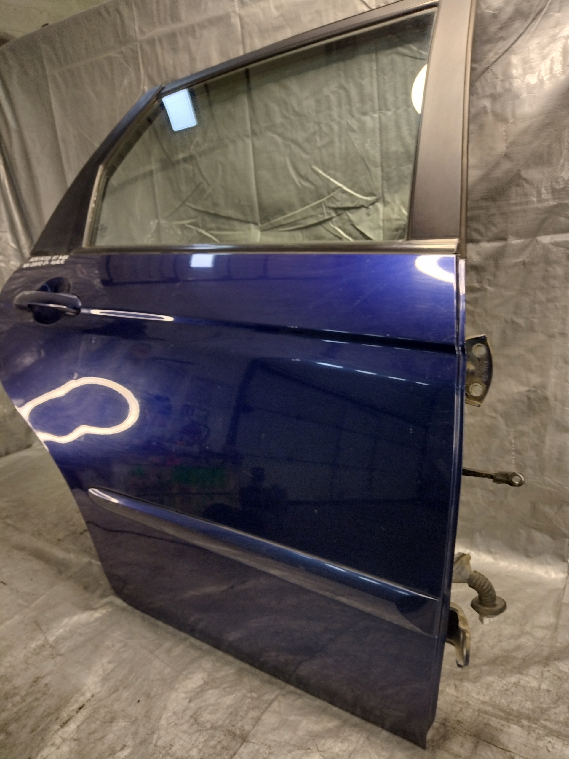 door right rear. KIA Cerato EX HB k: 6k