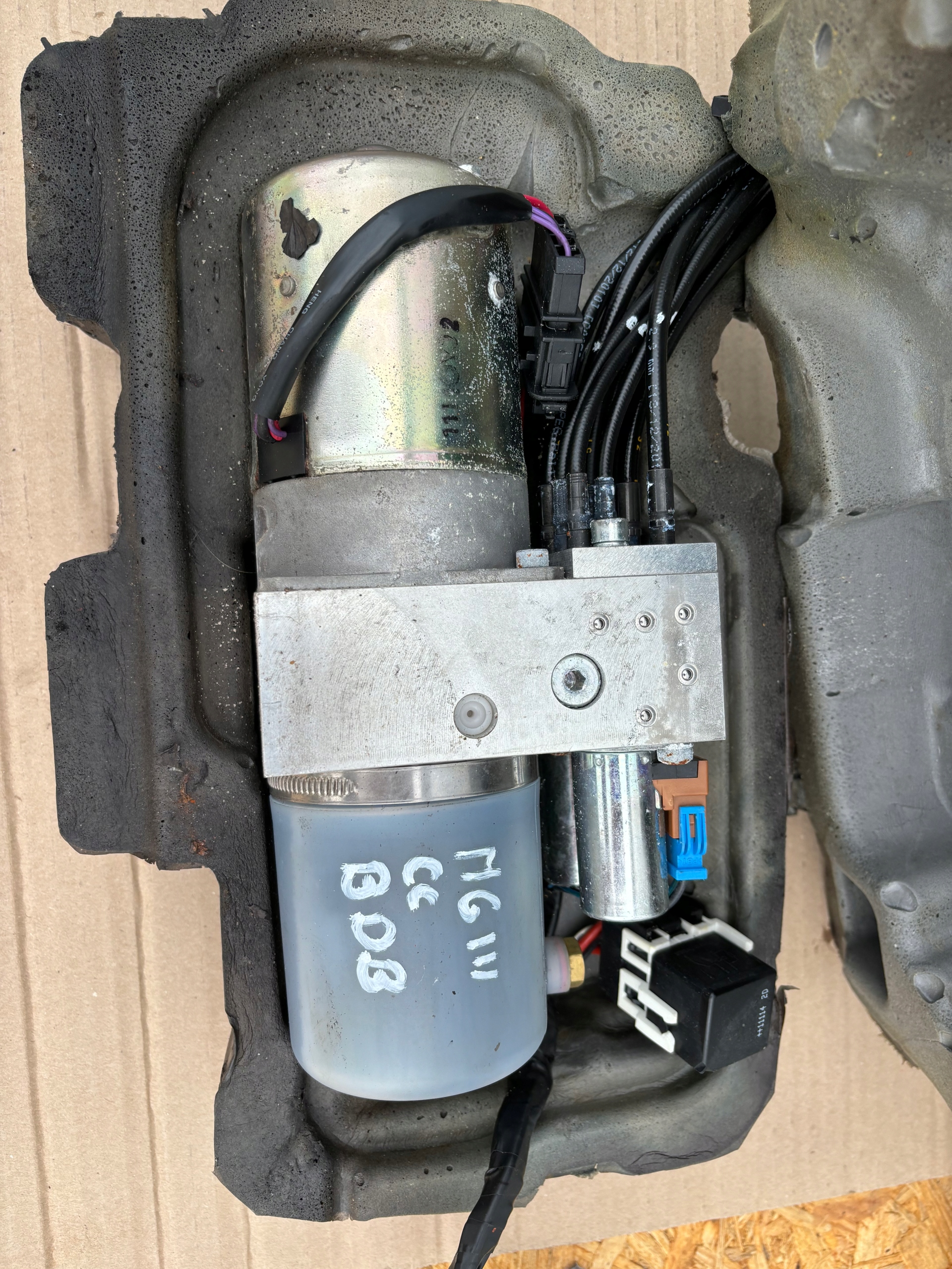 MEGANE III CC CABRIO POMPA DACHU