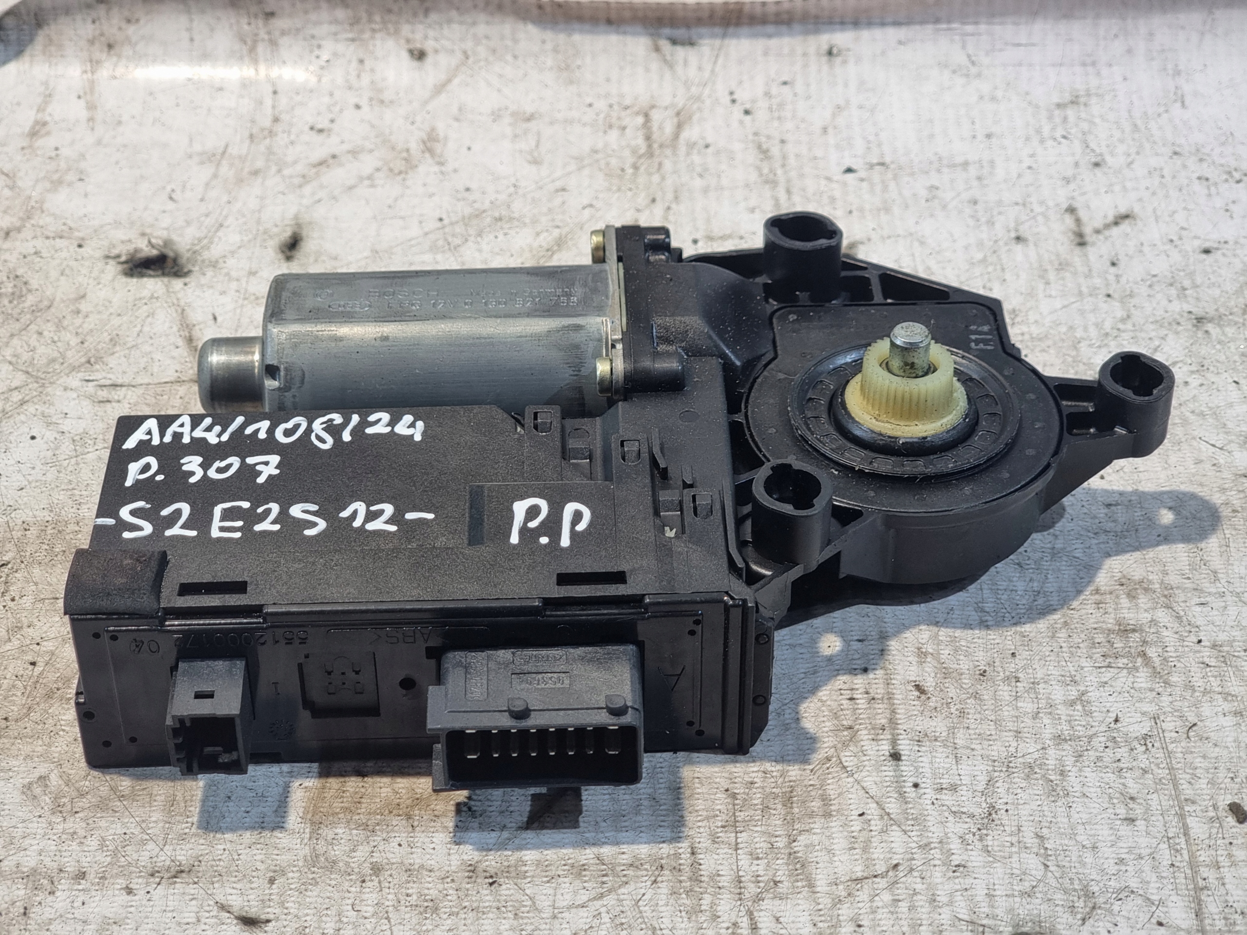 mini motor windows right front OE 9634457480 PEUGEOT 307 SW 03r