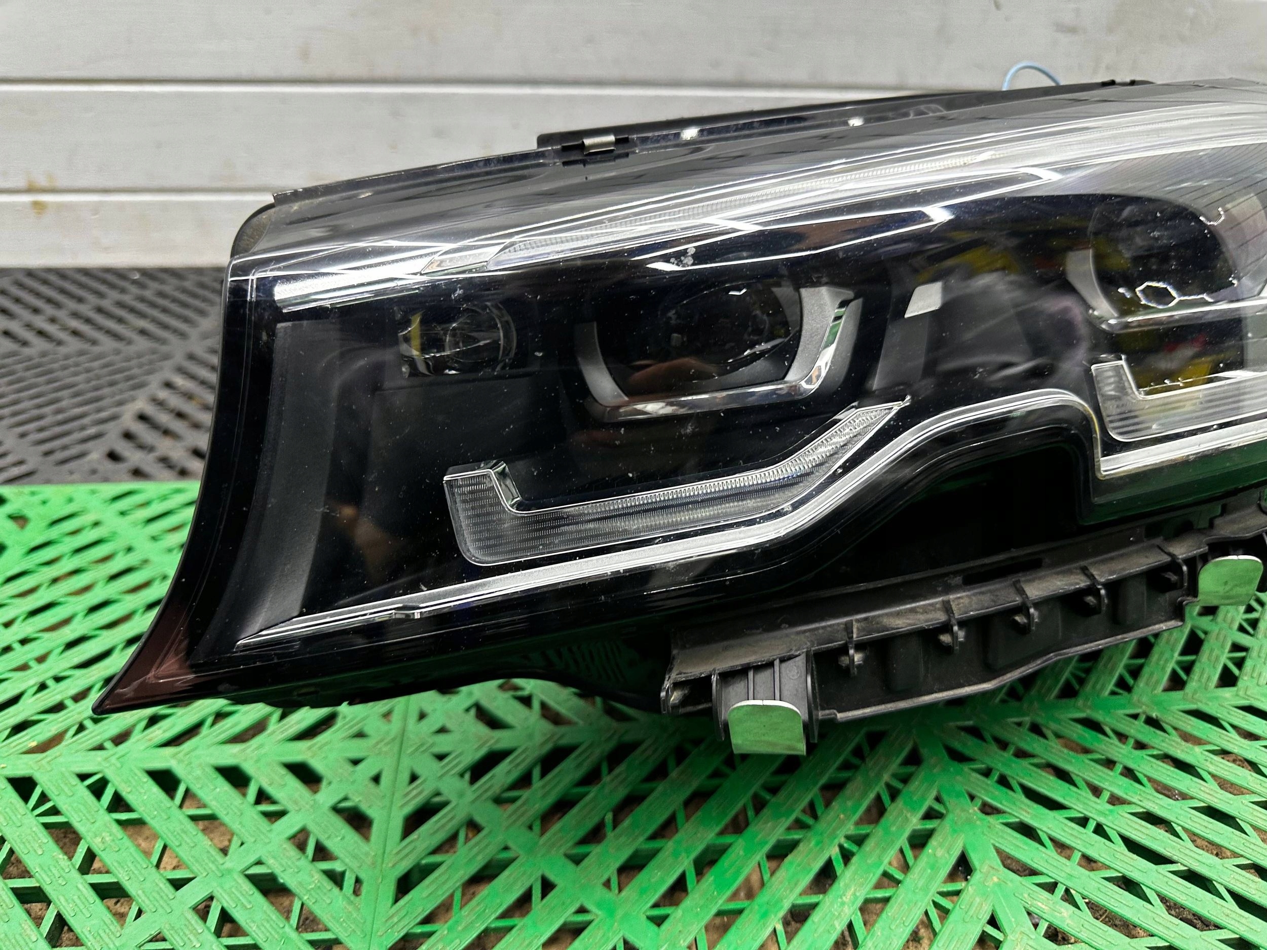 Reflektor BMW 3 G20 G21 9481701