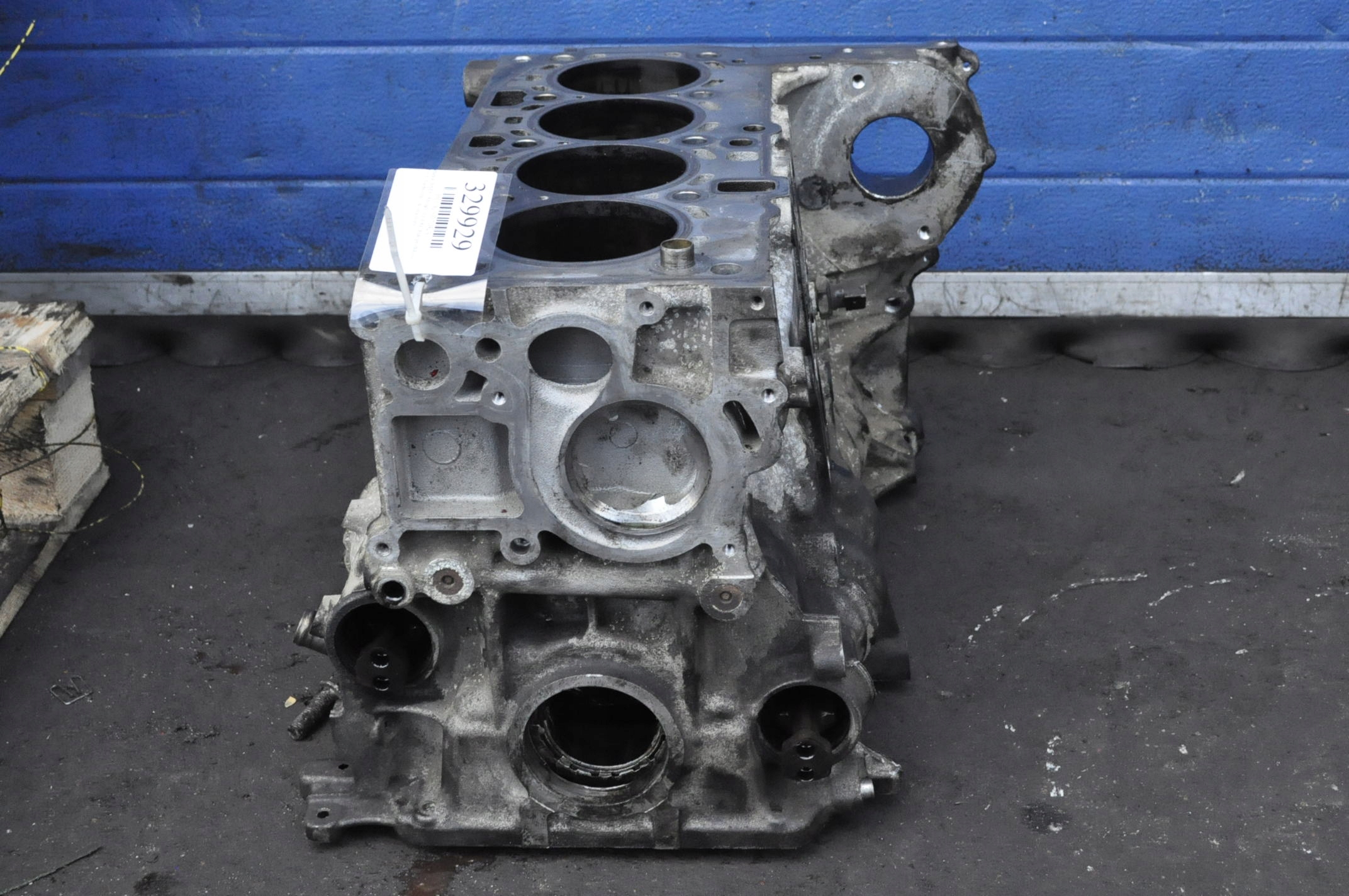 BMW X1 E84 XDRIVE 18d 2.0D 105kW 143KM BLOK SILNIKA N47D20C 7810596 Numer katalogowy części N47D20C 7810596