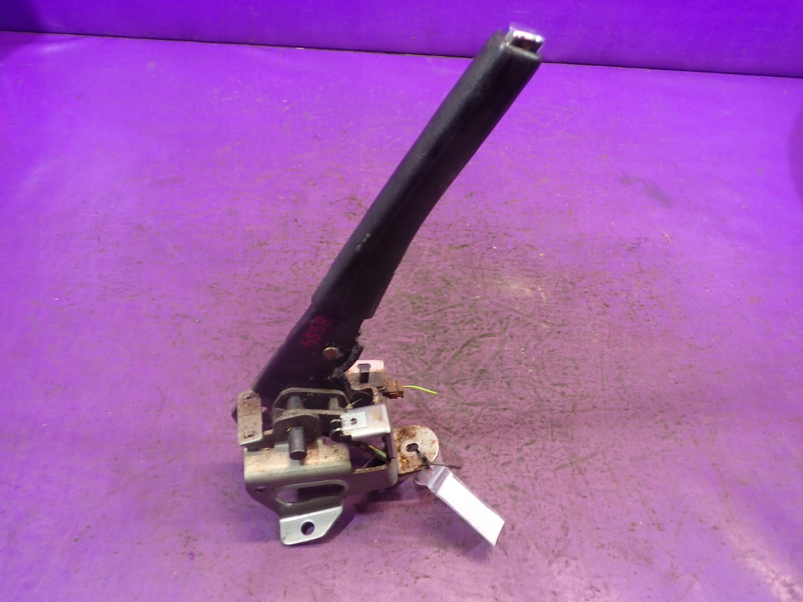 PEUGEOT 307 01-05 DŹWIGNIA DŹWIGNIA HAMULCA RĘCZNEGO 9636797977