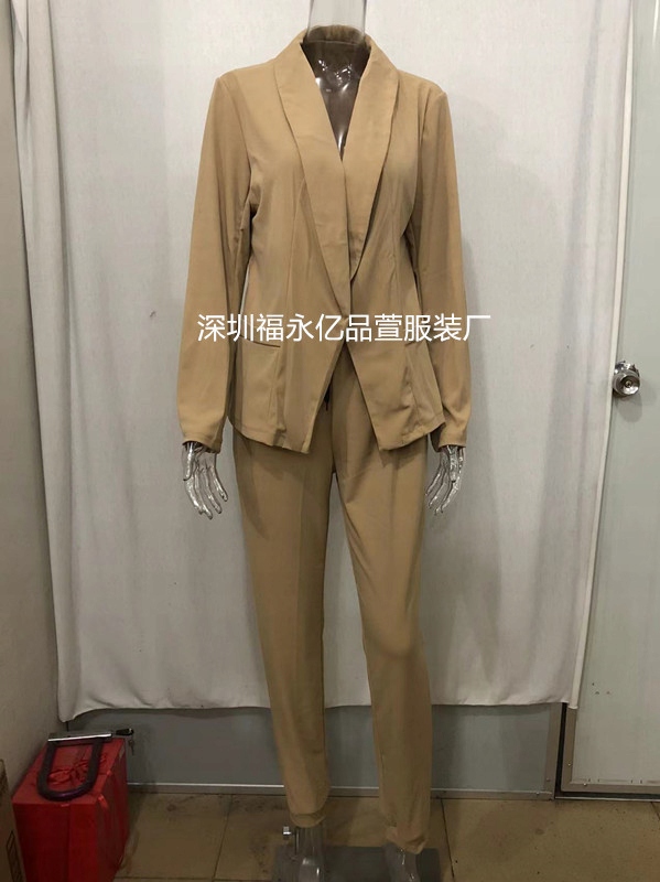 Komplet Garnitur Damski Garnitur Marynarka Spodnie Wzór dominujący mix wzorów