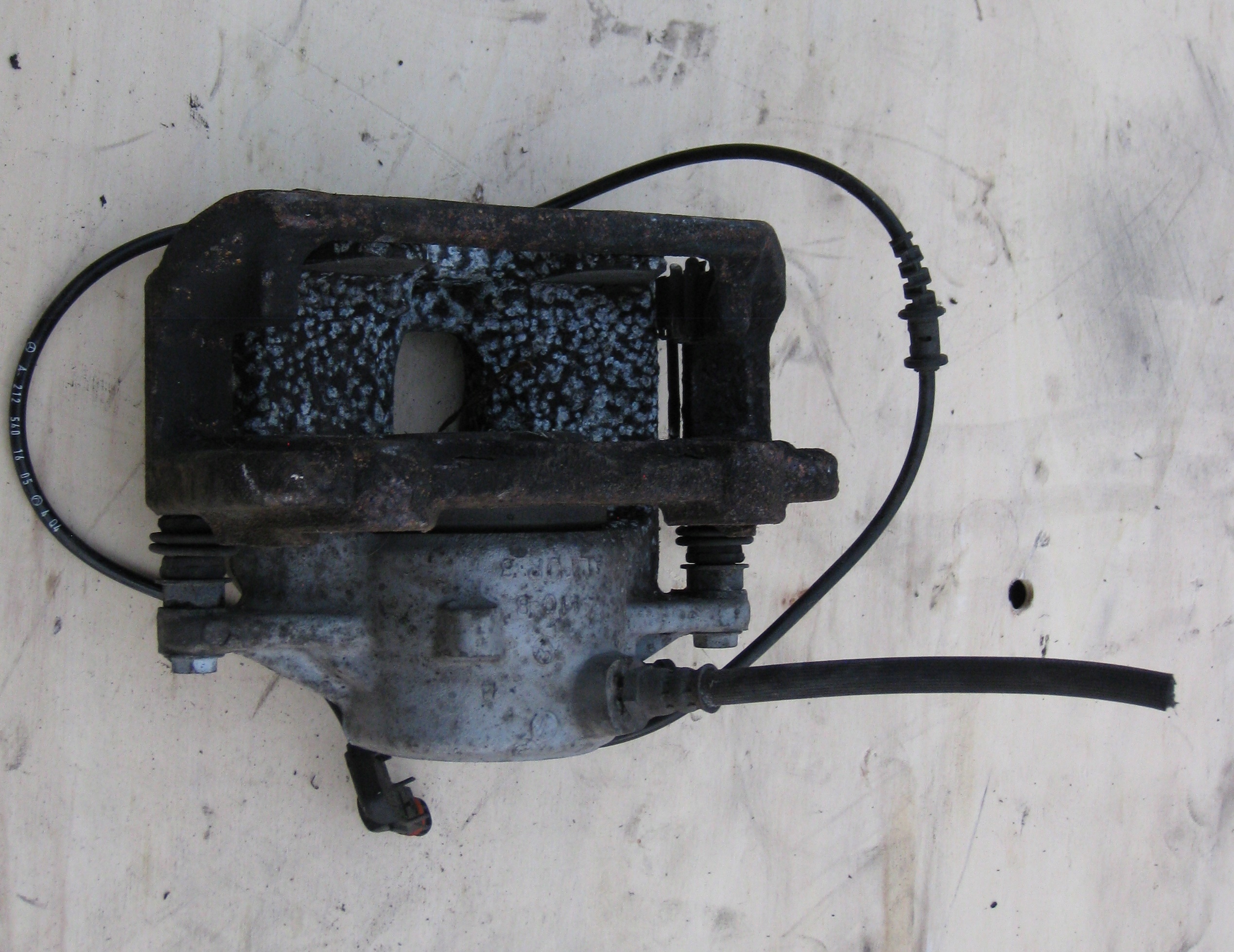 MERCEDES W212 14R caliper brake front right