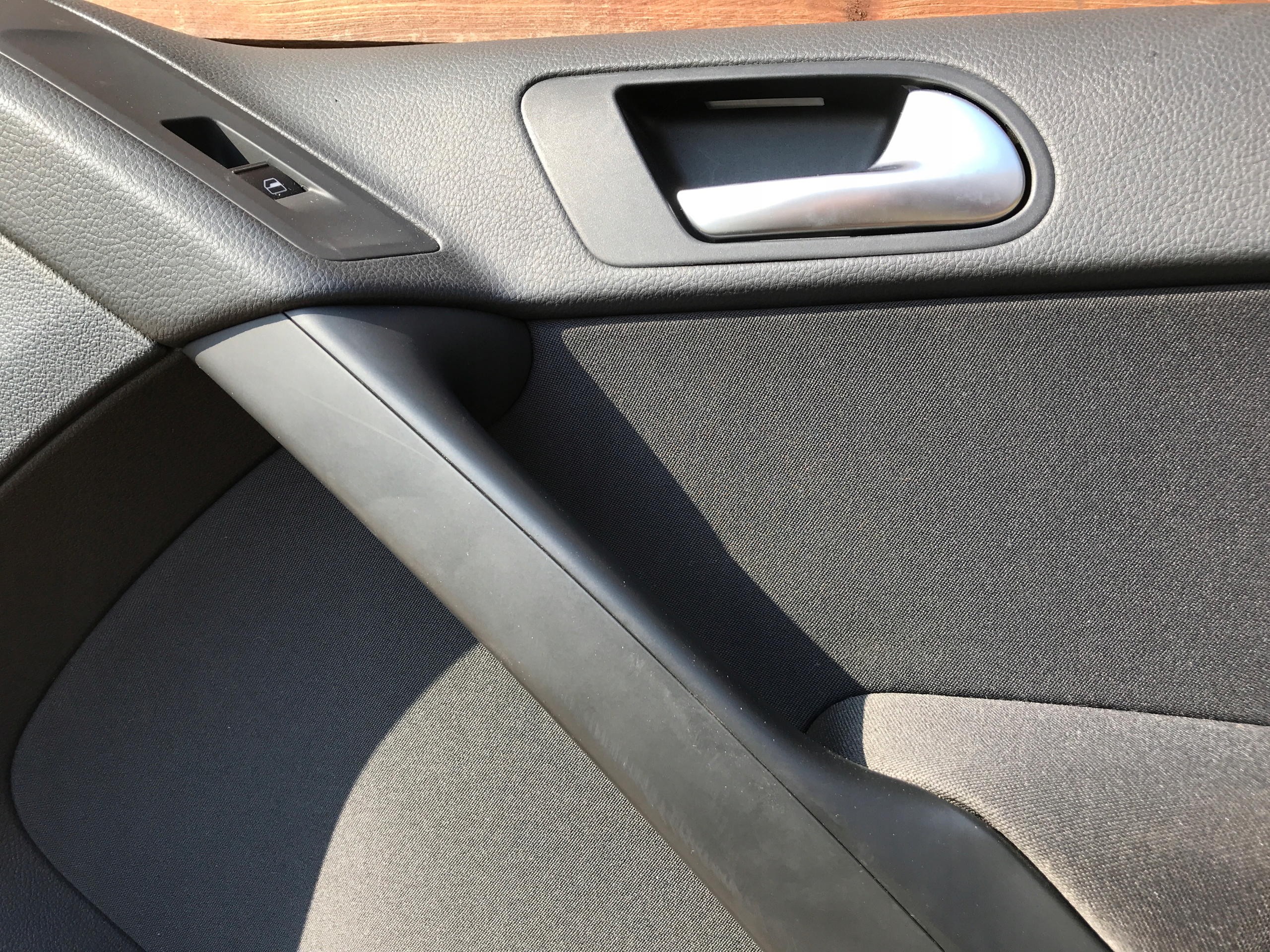 side door right front VW TIGUAN 5N0867012B