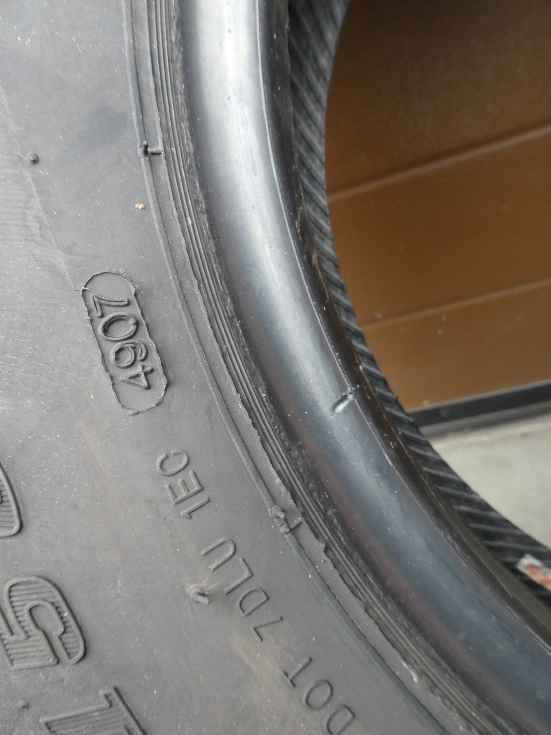 1x Reifen WESTLAKE 225/70/15 2007R
