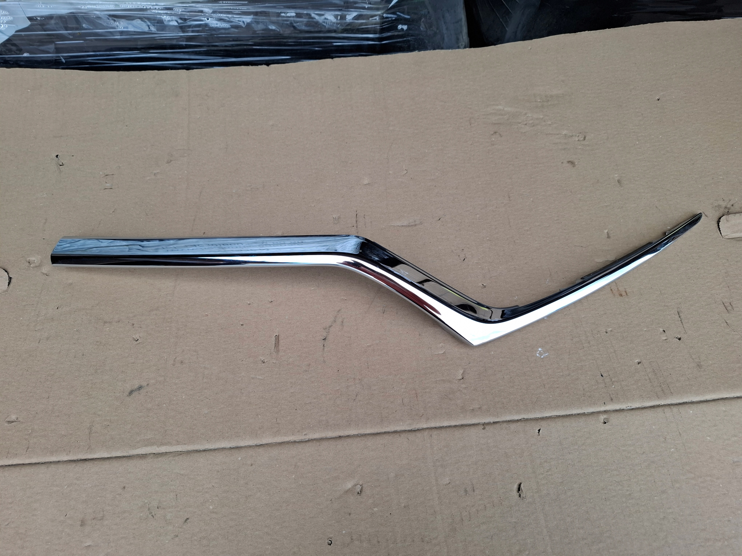 CHROM moulding grille lights left front HONDA CRV 5 V 22r