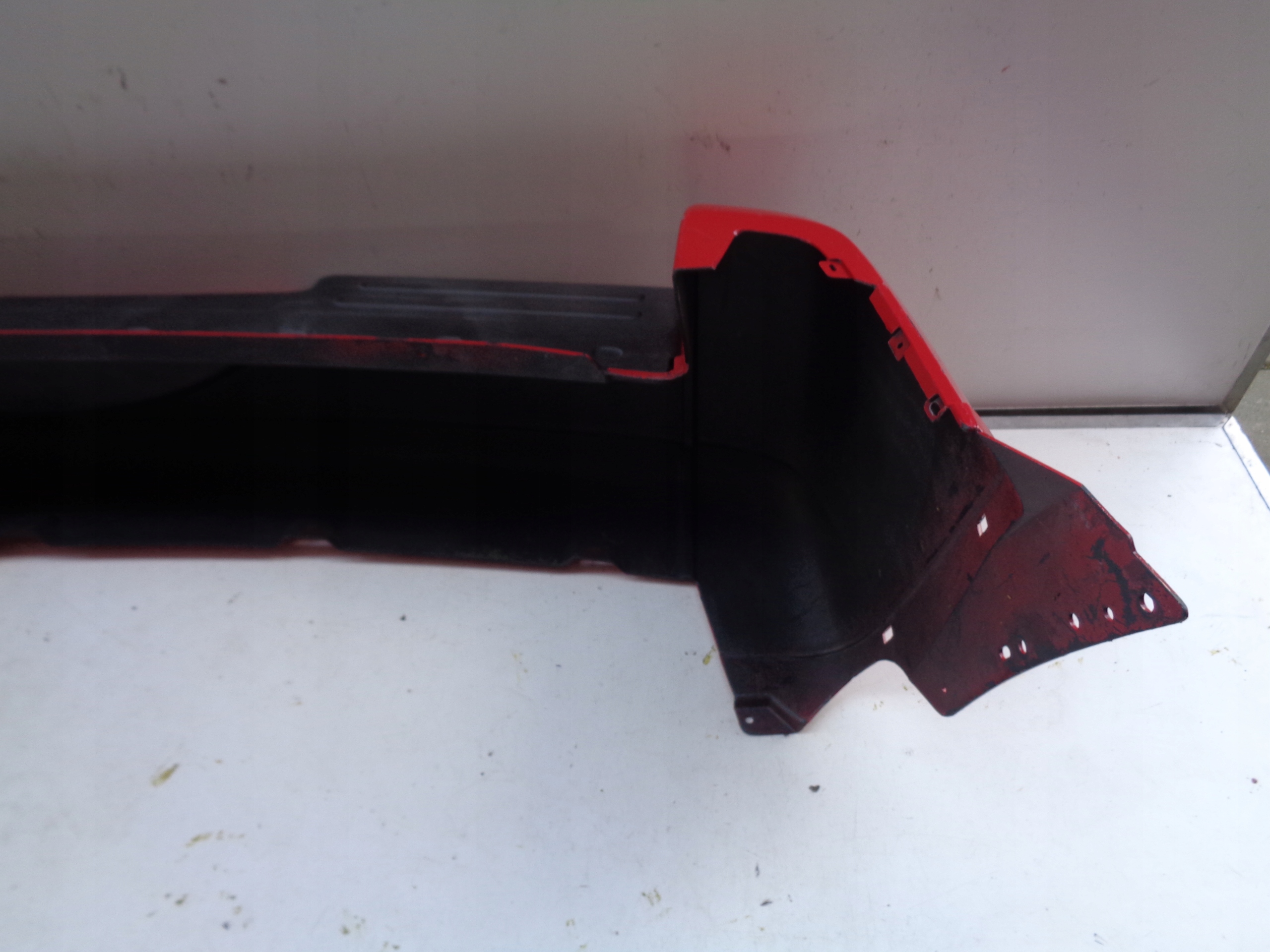 bumper rear DAIHATSU LIBERTY NR 74