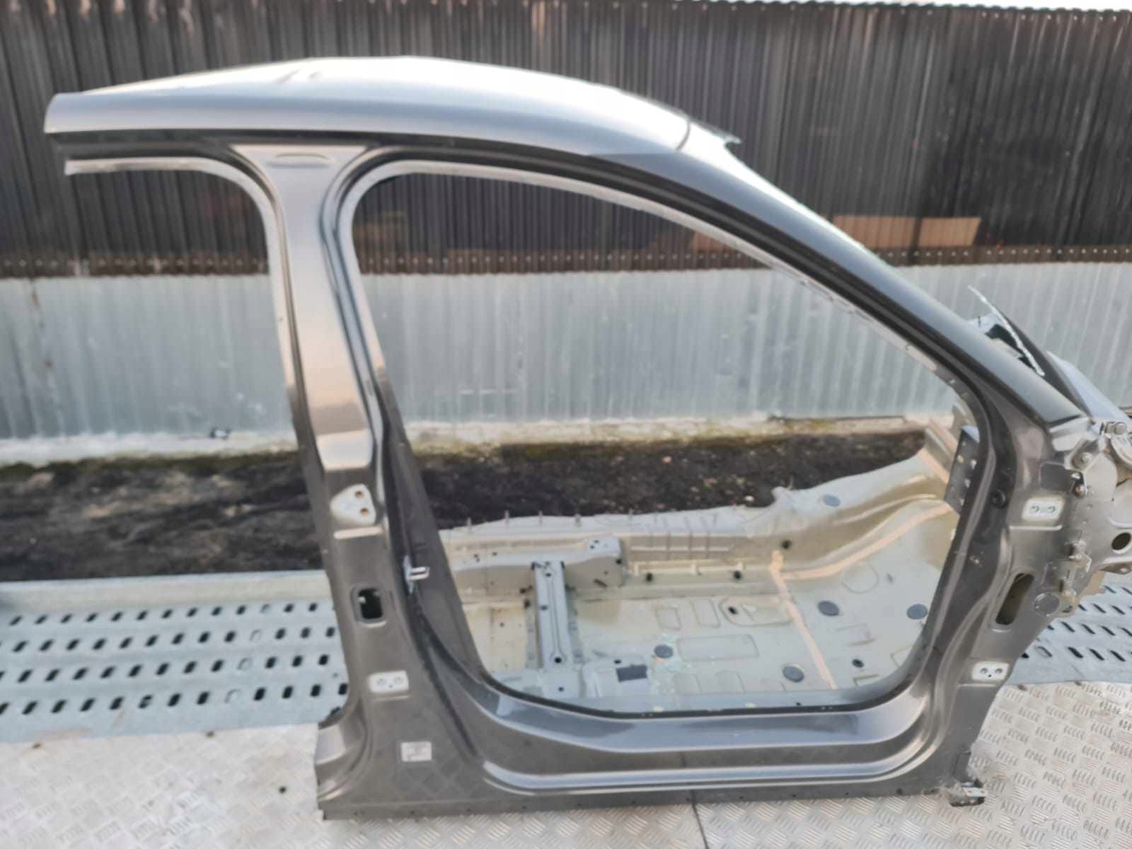 quarter right front CITROEN C4 III 2020R.- KOD : EVL 90UM