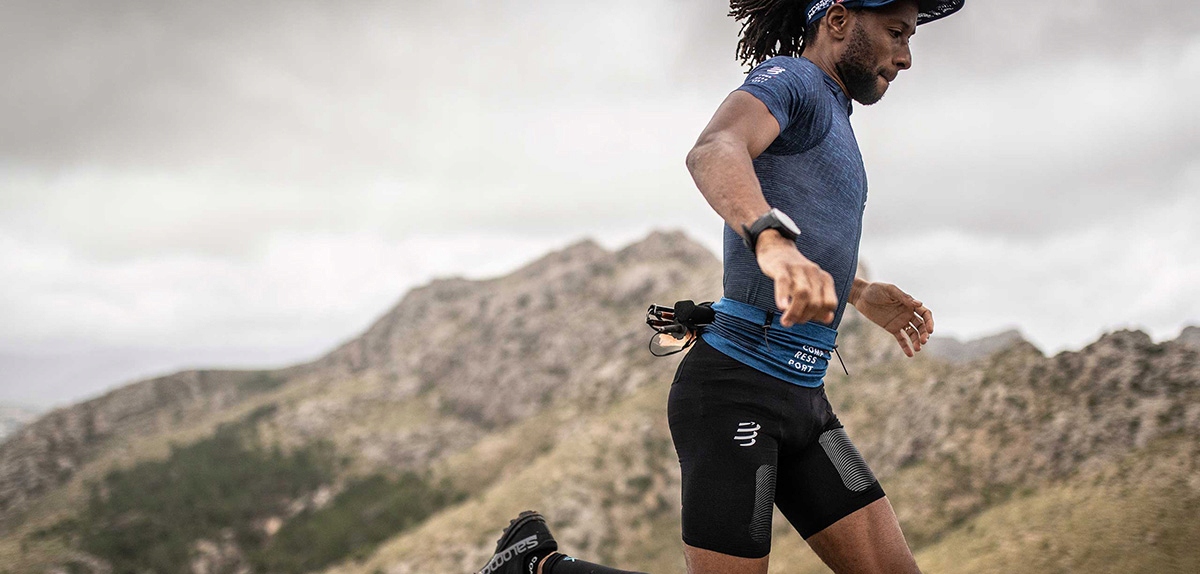 Pas biodrowy COMPRESSPORT Free Belt Pro M/L Liczba komór 3