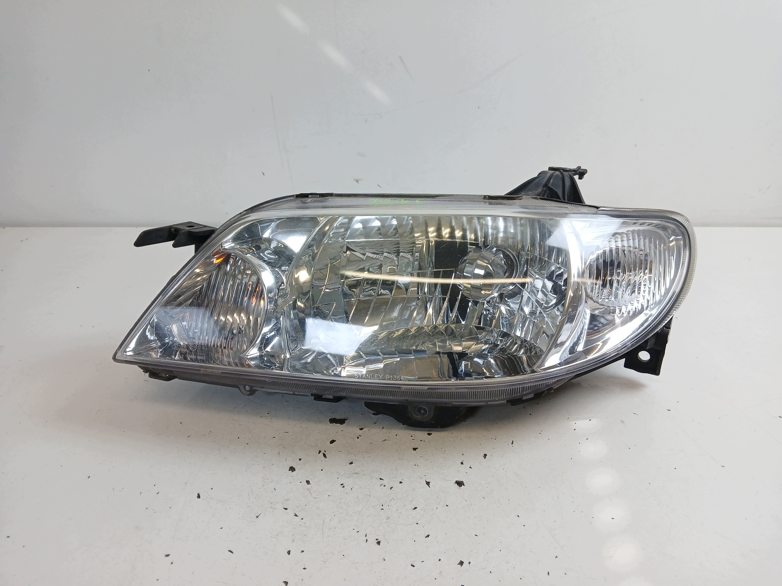 MAZDA 323F BJ light left front LADNA