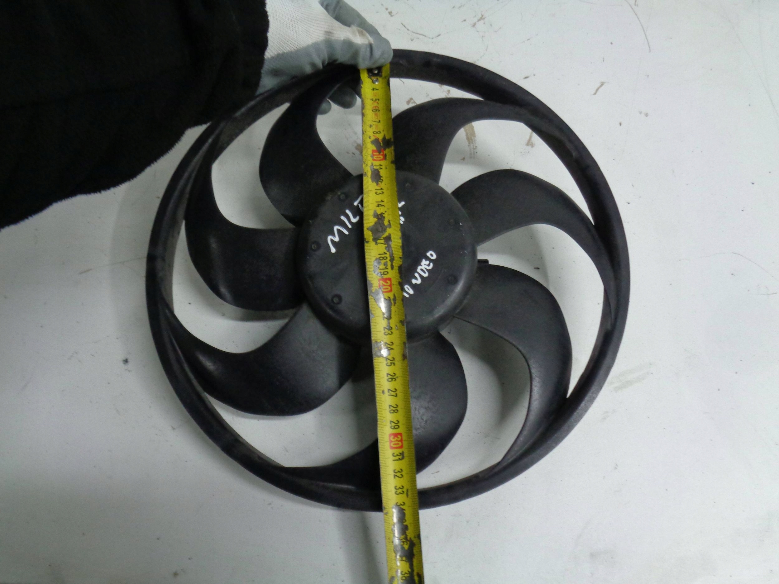 FORD MONDEO MK5 S-MAX 2.0 TDCI ventilátor chladiče 5YY0621