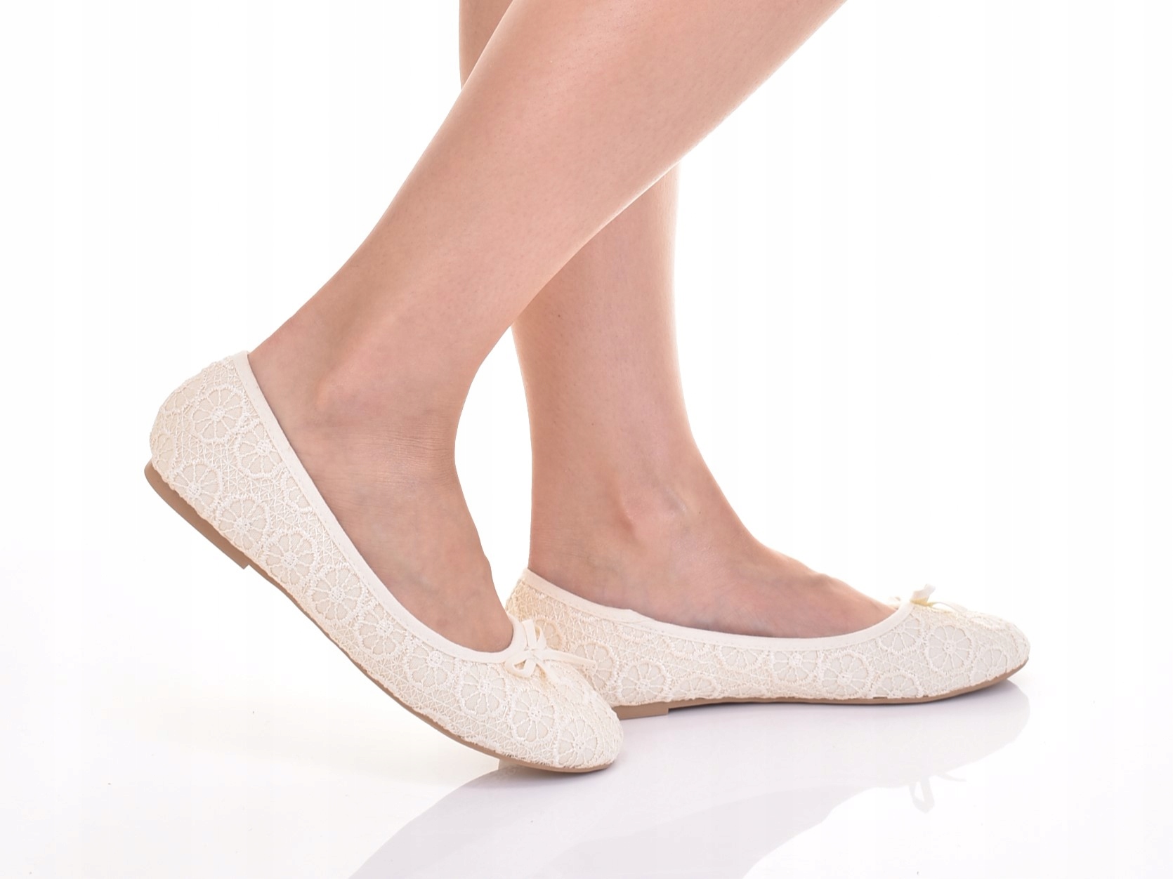 ELEGANCKIE BALERINY DAMSKIE HAFTOWANE BALETKI BEŻOWE MATERIAŁOWE Rozmiar 39