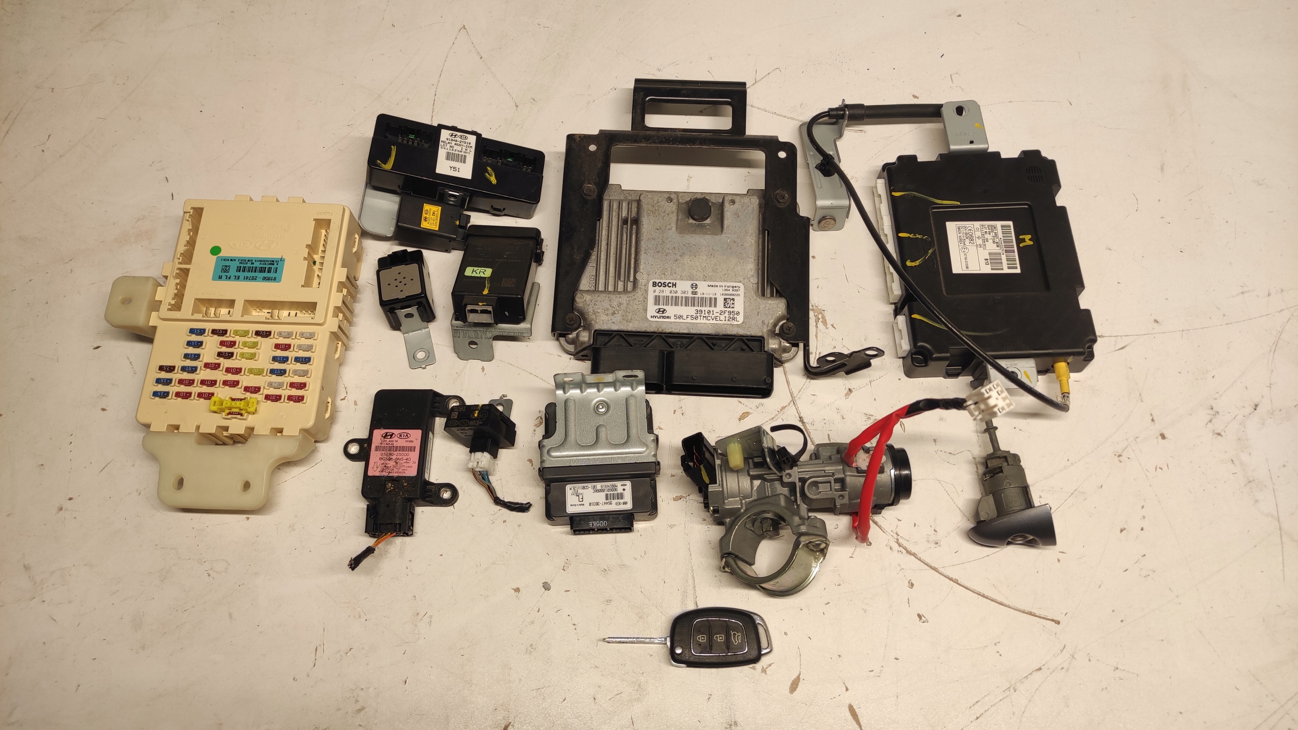 HYUNDAI IX35 2.0 CRDI running board STARTOWY control unit 39101-2F950