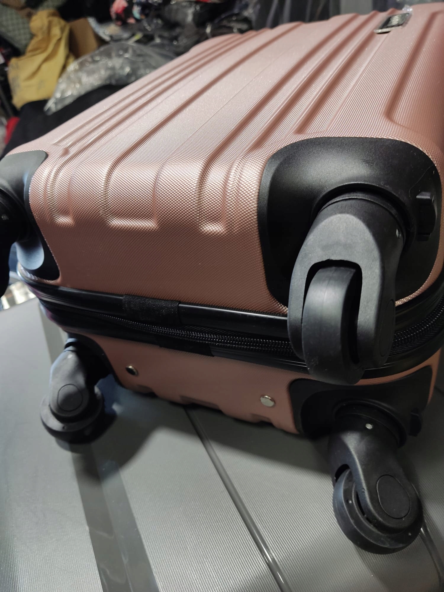 MAŁA WALIZKA KABINOWA BAGAŻ PODRĘCZNY 40x30x20 Model mała