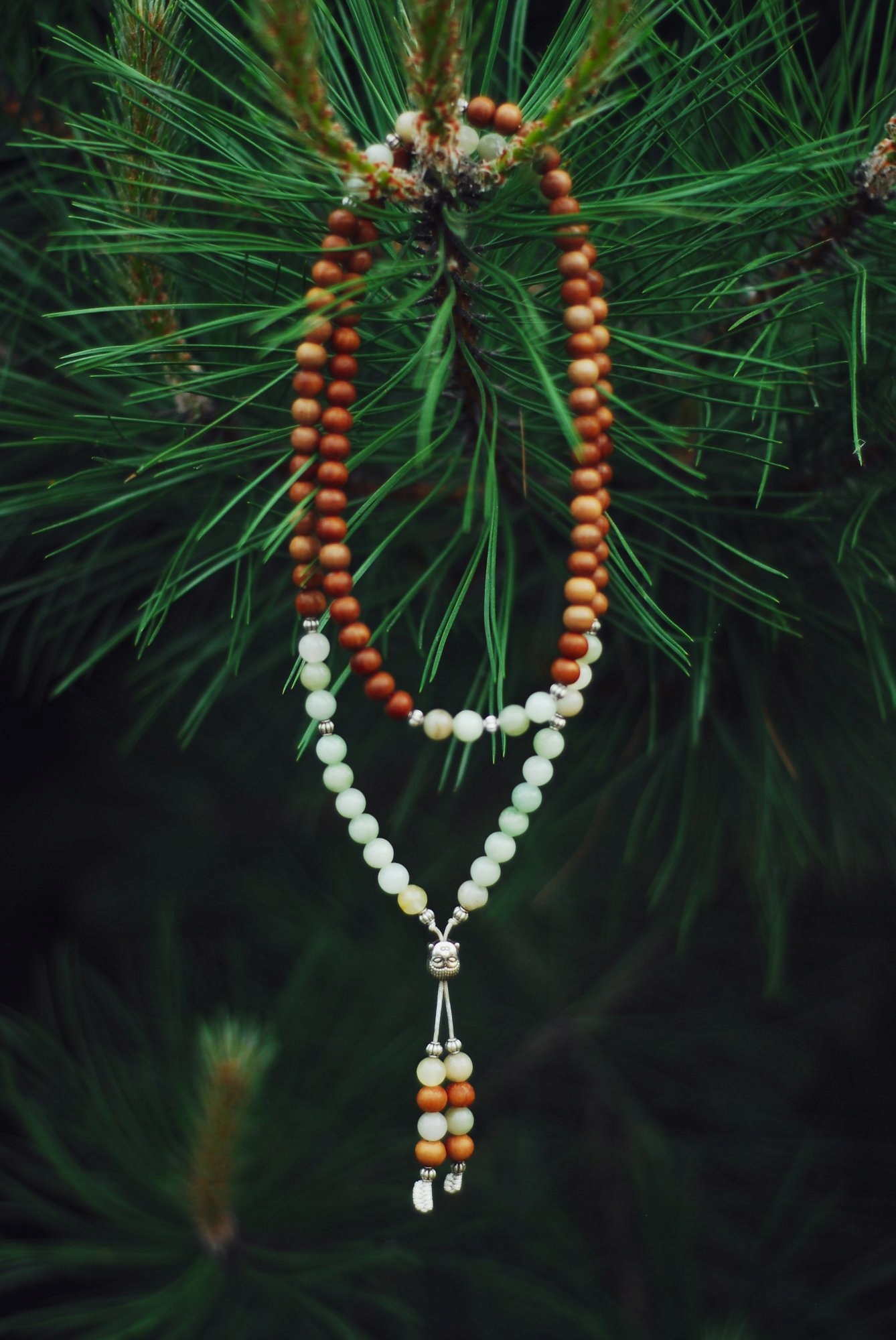 Mala buddhistický santal buddhistický růženec Santalové Dřevo A Jadeit