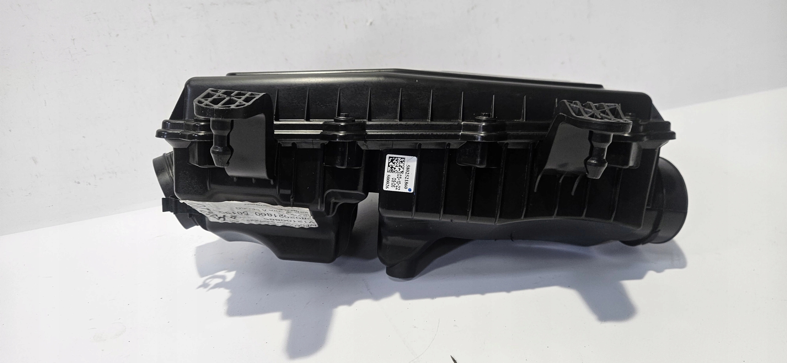 Gehäuse filter luft IVECO DAILY IV 14- 2.3 HPI Original 5801353825