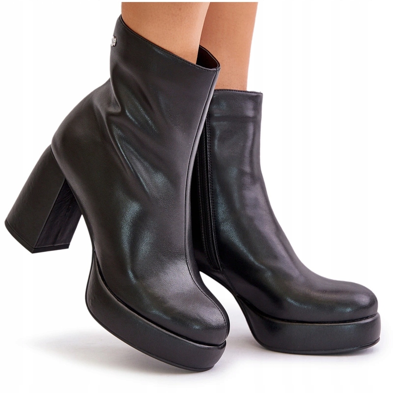 Dámské Kotníkové Boty Hladké Kožené Podpatek Sloupek Zip Goe OO2N4166-W2 Černé 37