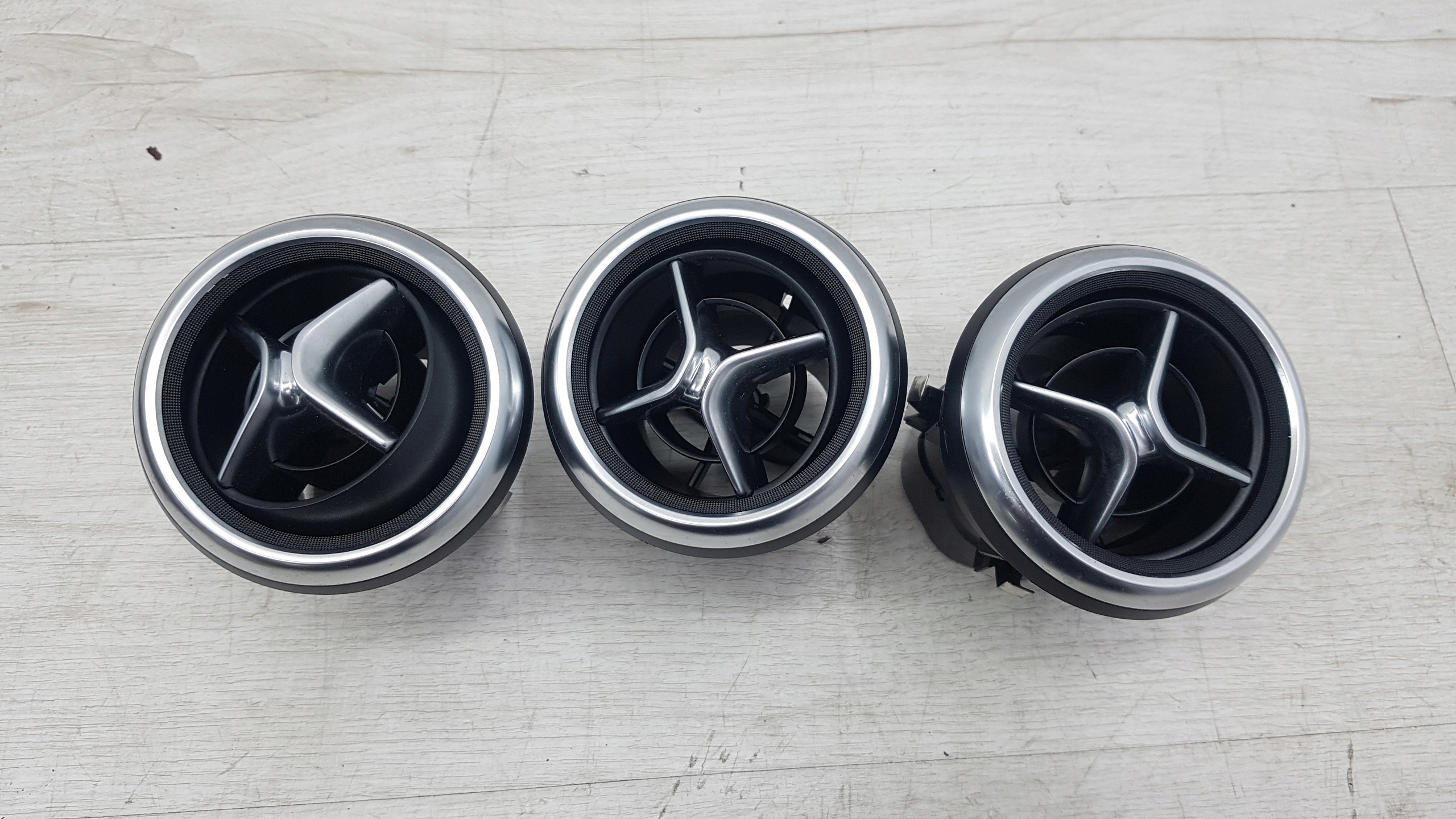 MERCEDES A KLASA W176 KRATKI NAWIEWY NAWIEWY