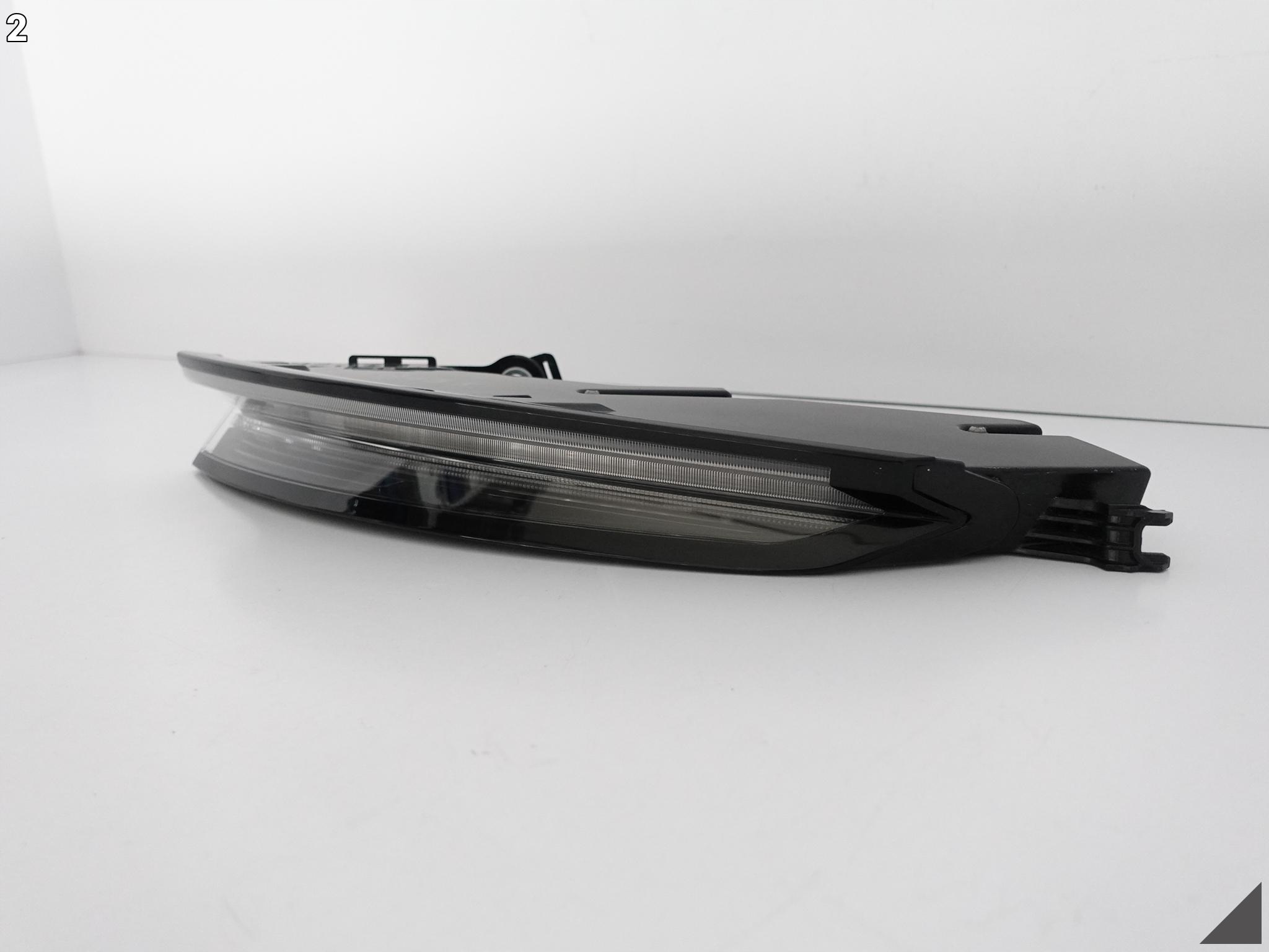PORSCHE TAYCAN 9J1 BASIS light right rear part EUROPA