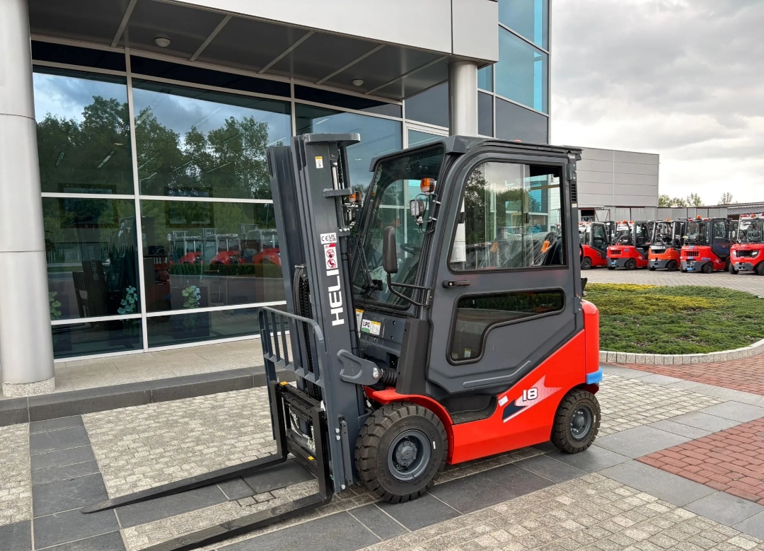 NOWY WÓZEK WIDŁOWY Heli CPYD18-KU1H TRIPLEX 4,7M KABINA 2025 ROK