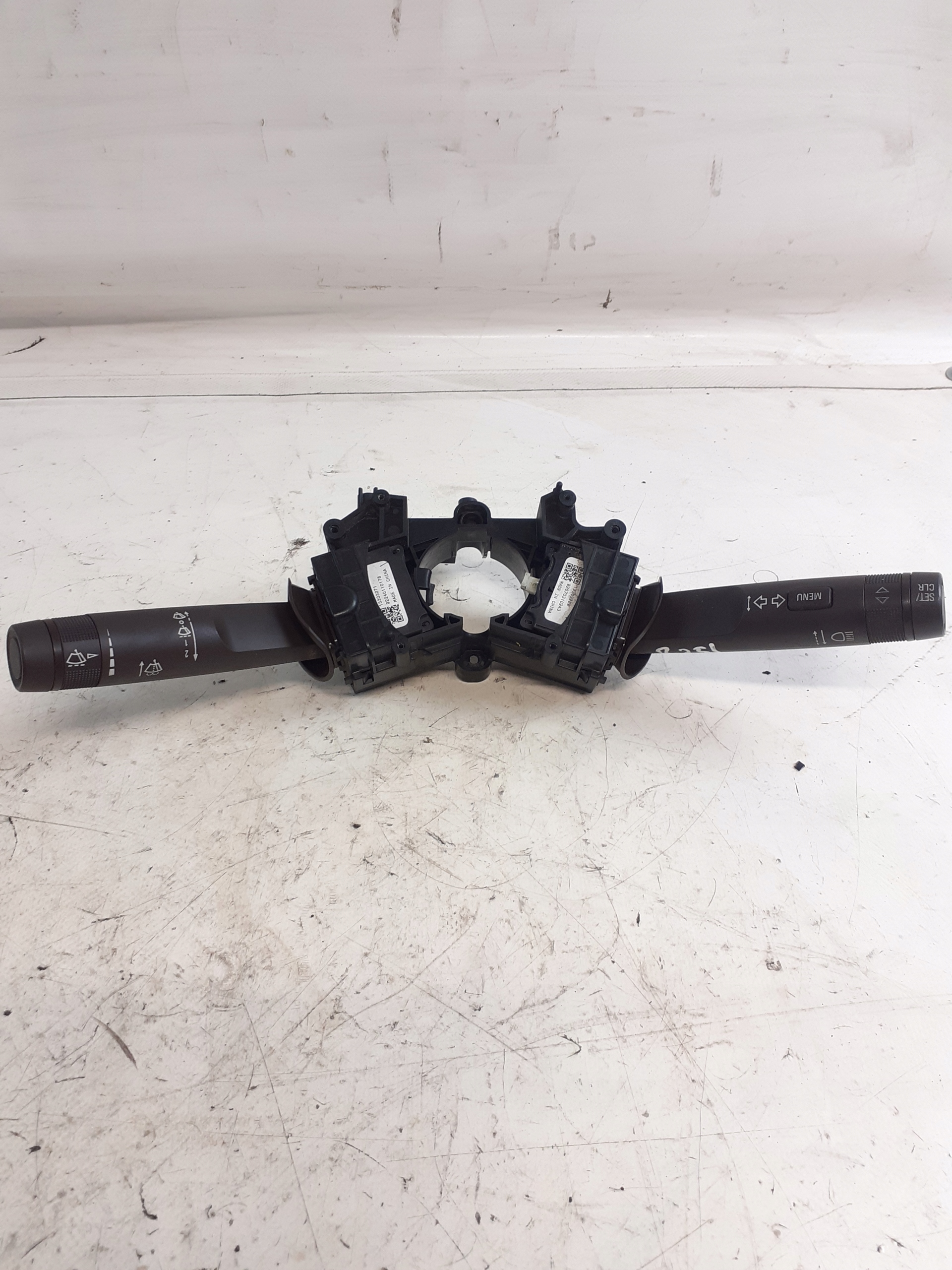 steering wheel levers and controls OPEL INSIGNIA A