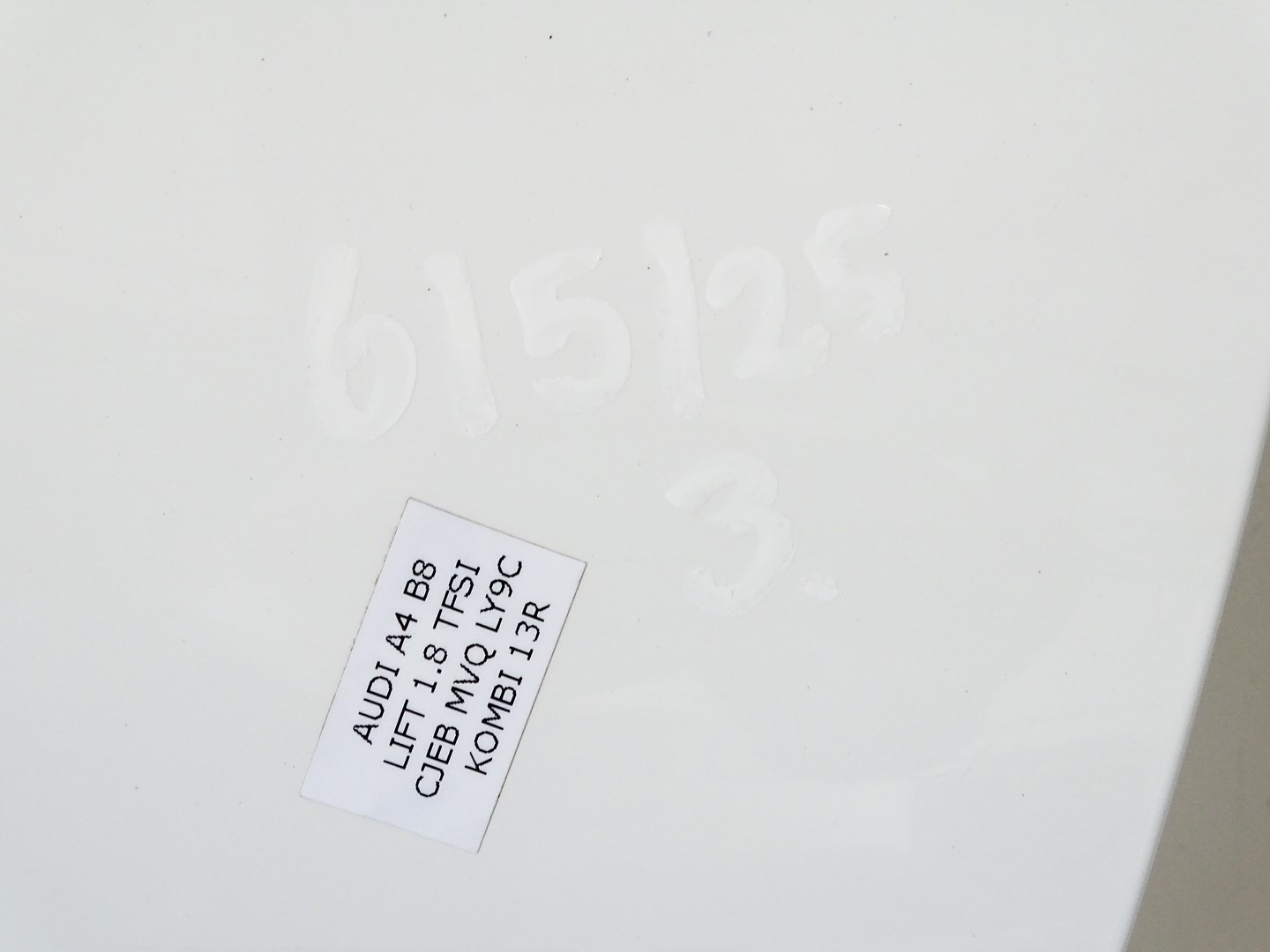 door left front left front AUDI A4 B8 LIFT LY9C KOMBI sedan