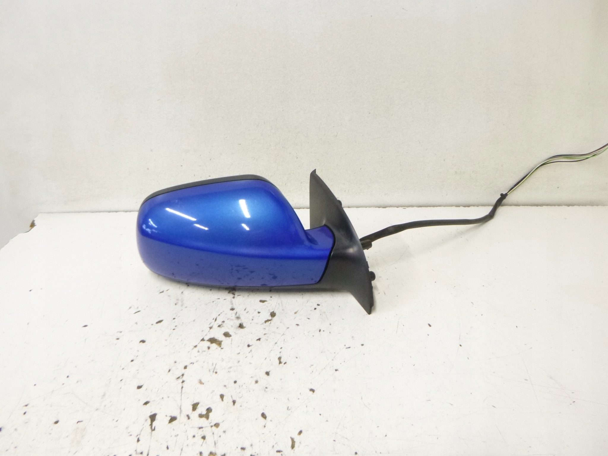 mirror right Peugeot 307 KMFD 6 Pin 2004r.