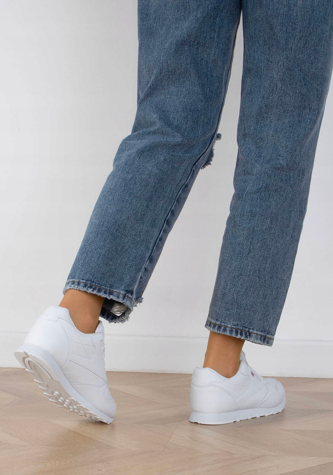 4603 BIAŁE SKÓRZANE SPORTOWE ADIDASY CLASSIC 37 Nazwa koloru producenta white