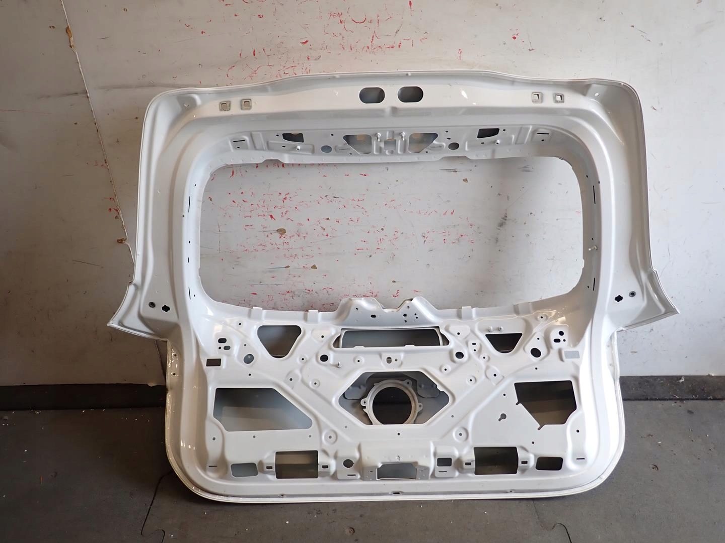 heckklappe kofferraumdeckel MERCEDES EQA W243 2021