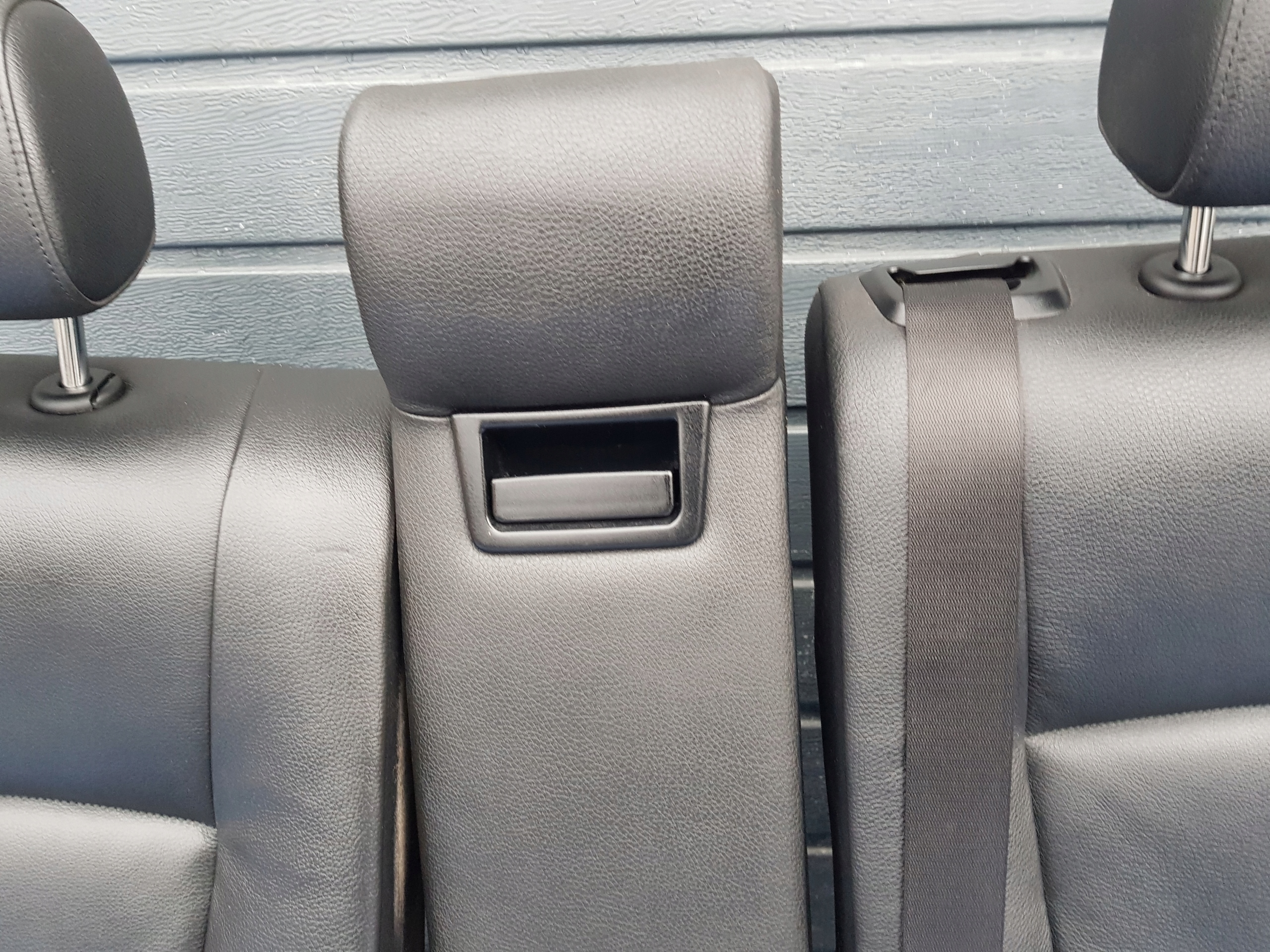 BMW 5 GT F07 seat rear part rear passenger compartment armrest