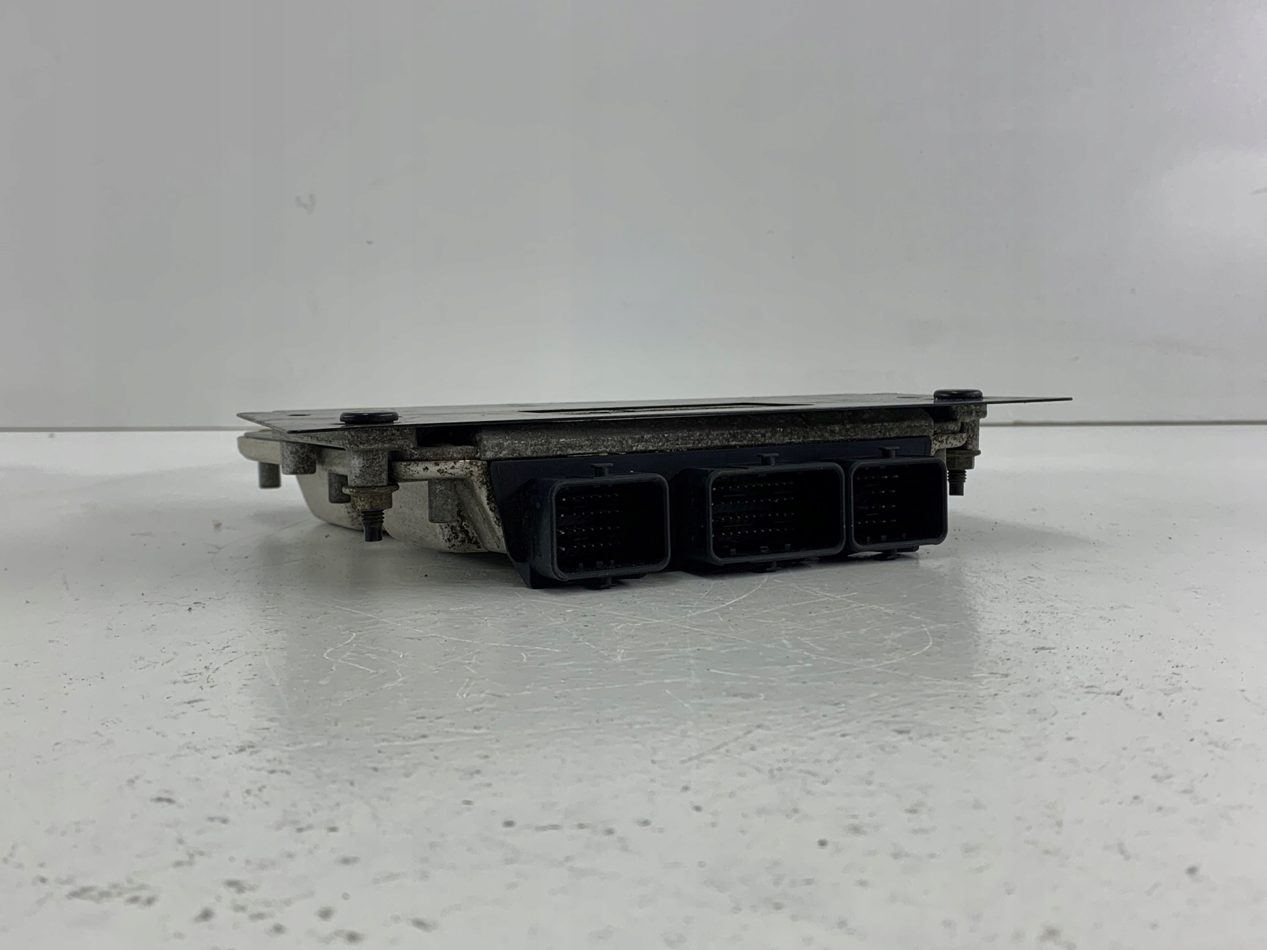 PEUGEOT 406 2.0 HDI unité de commande électronique uce moteur 9650931680