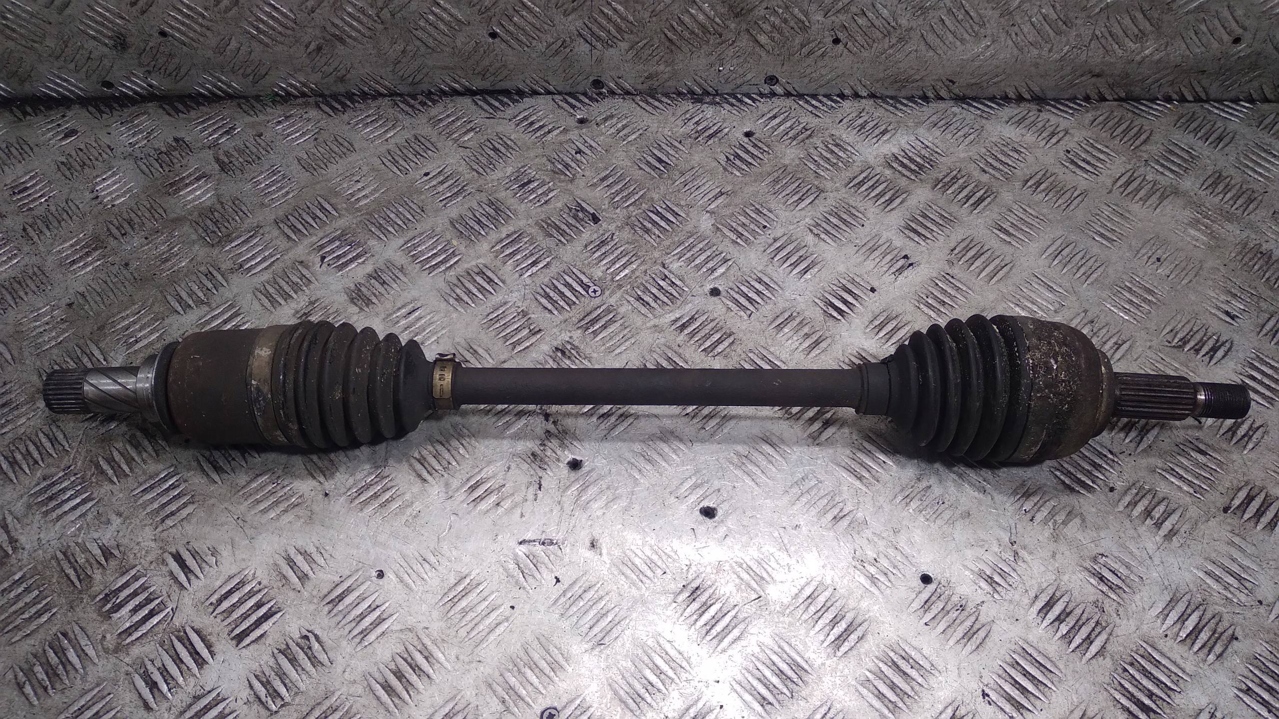 semi-axis semi-axis right front RENAULT CLIO 3