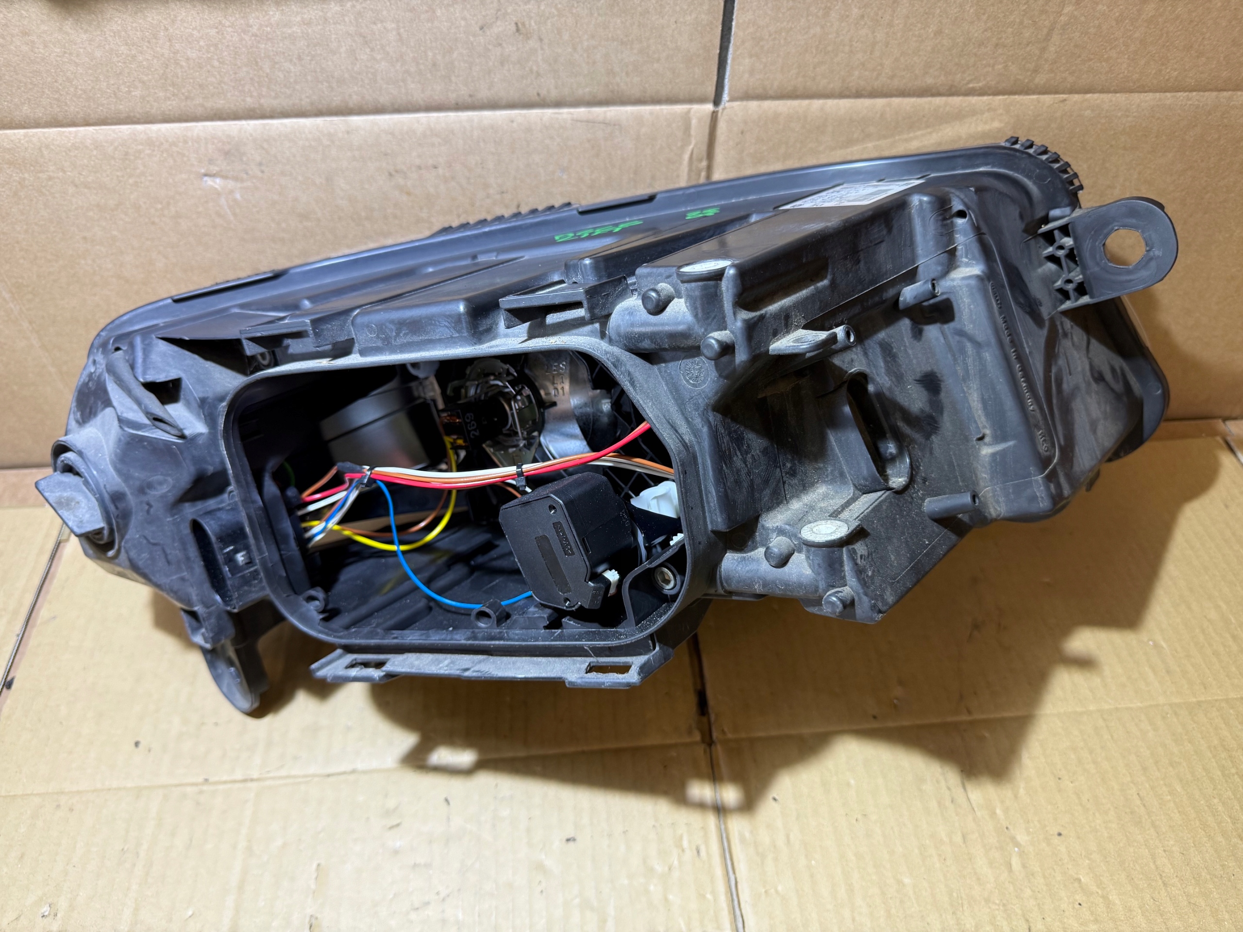 AUDI A6 C6 LIFT light left front left front 4F0941003BK