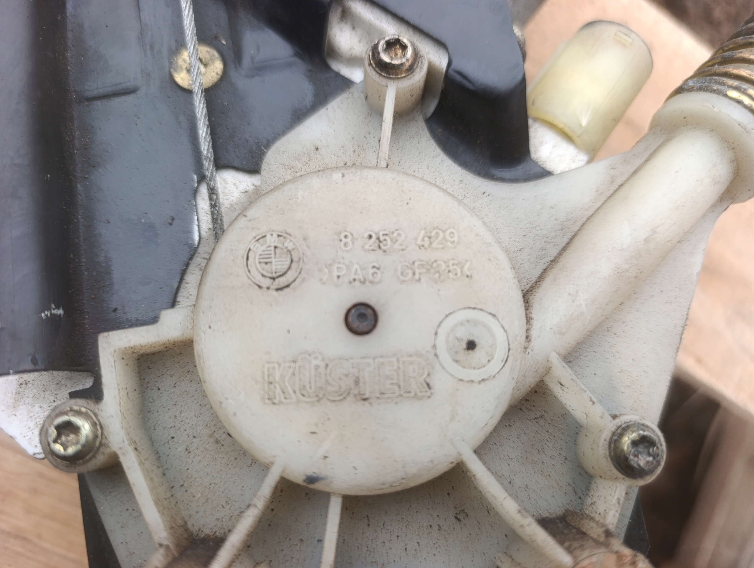mechanism window regulator right front BMW E39 8360512