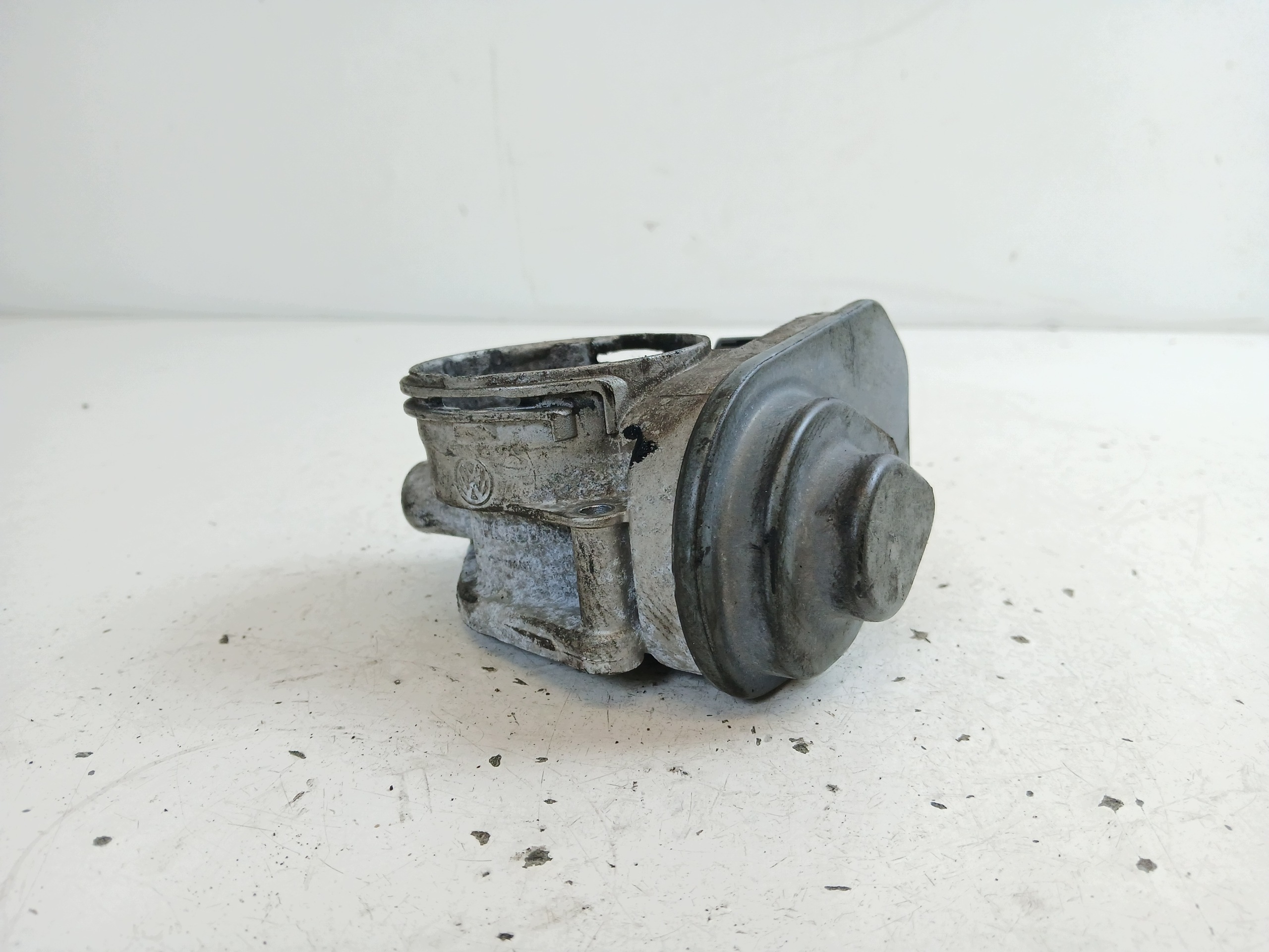 AUDI A3 8P VW GOLF V OCTAVIA II 1.9 TDI valvola a farfalla 038128063G