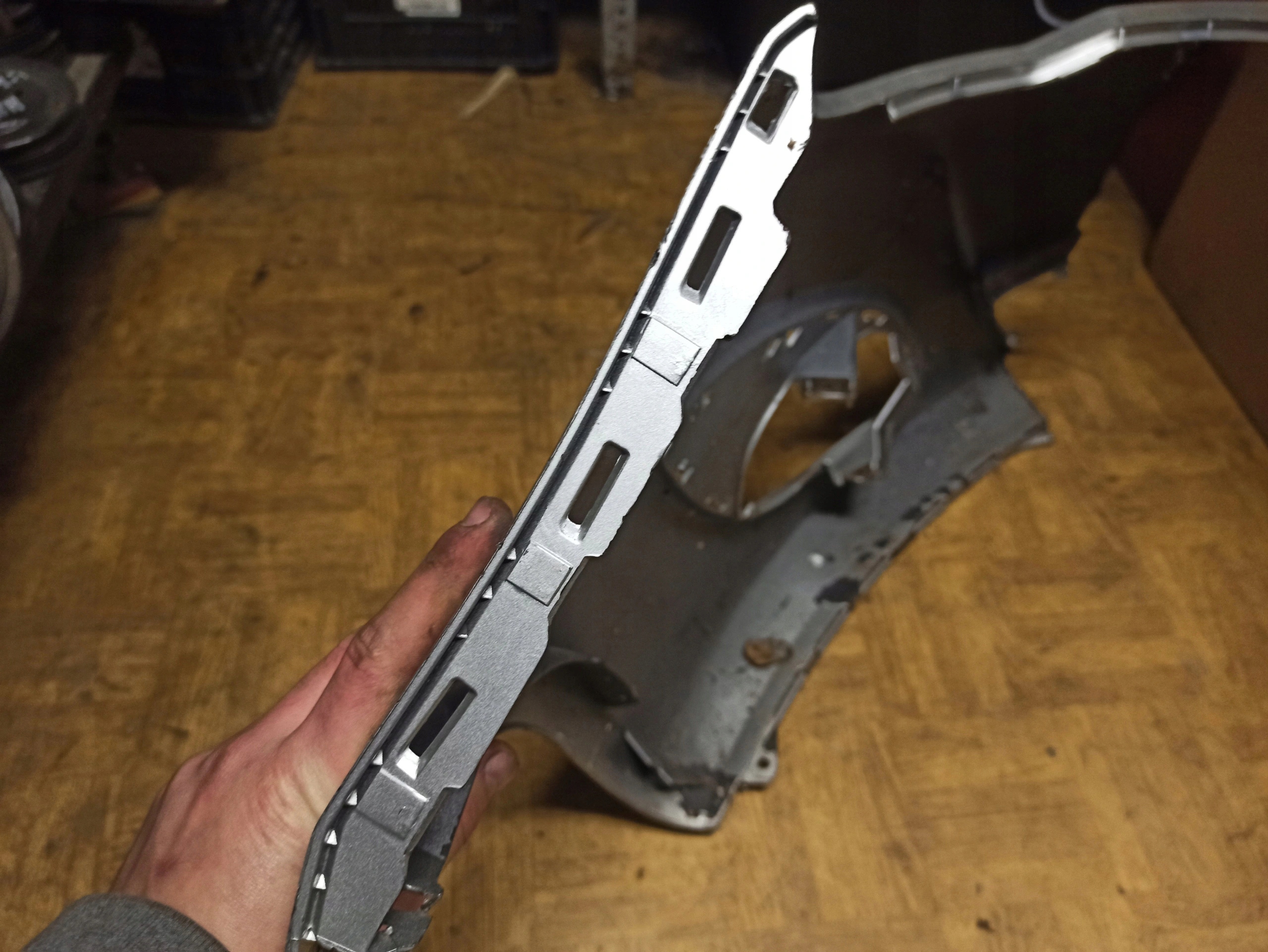 OPEL MERIVA B bumper left brackets supports MOCOWANI