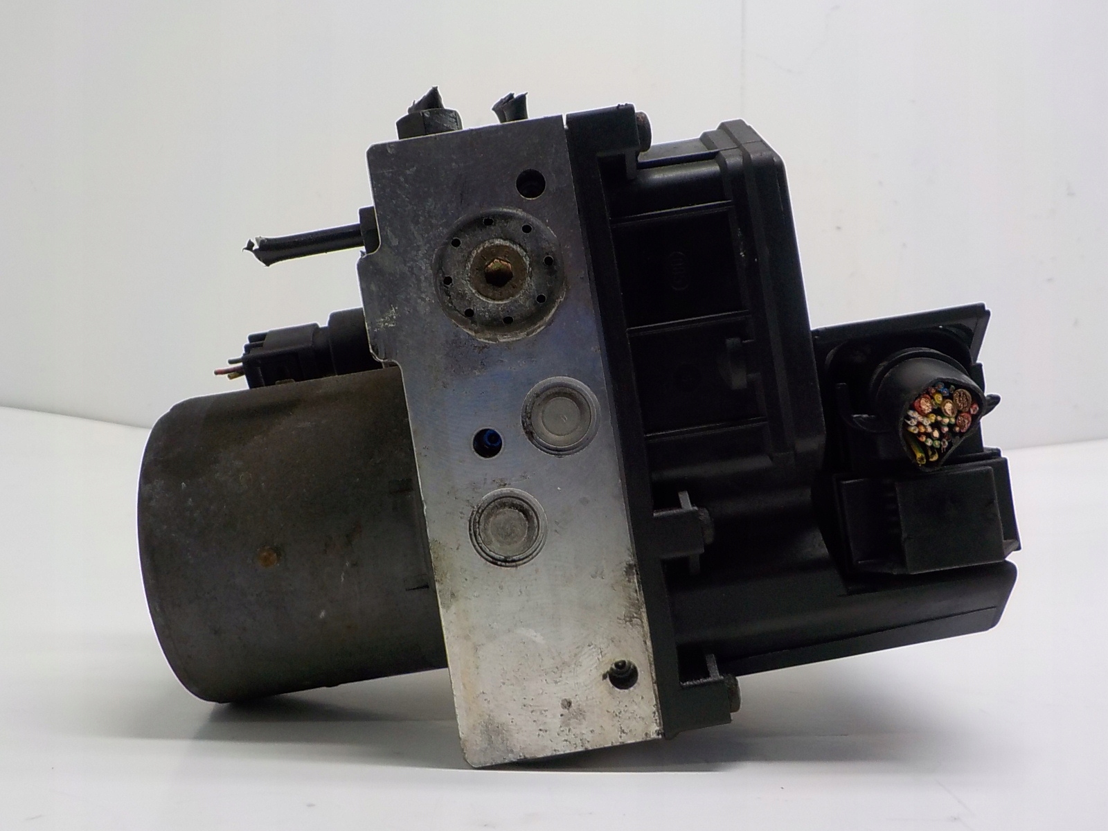 AUDI A4 B6 pompa ABS 8E0614517 0265225048 0265950011 IK