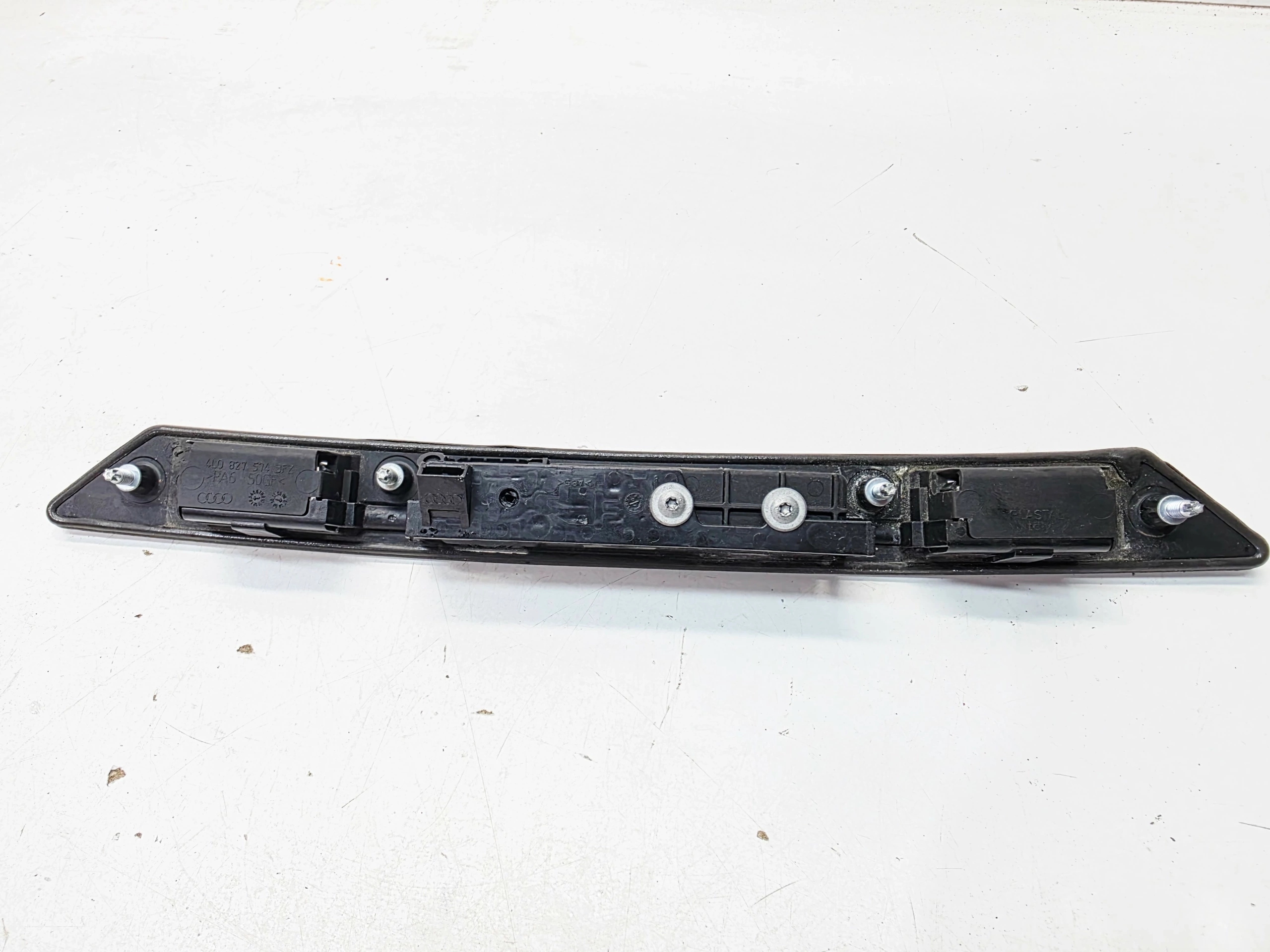 cap backlight signs AUDI A6 C6 Q7 4L 4L0827574