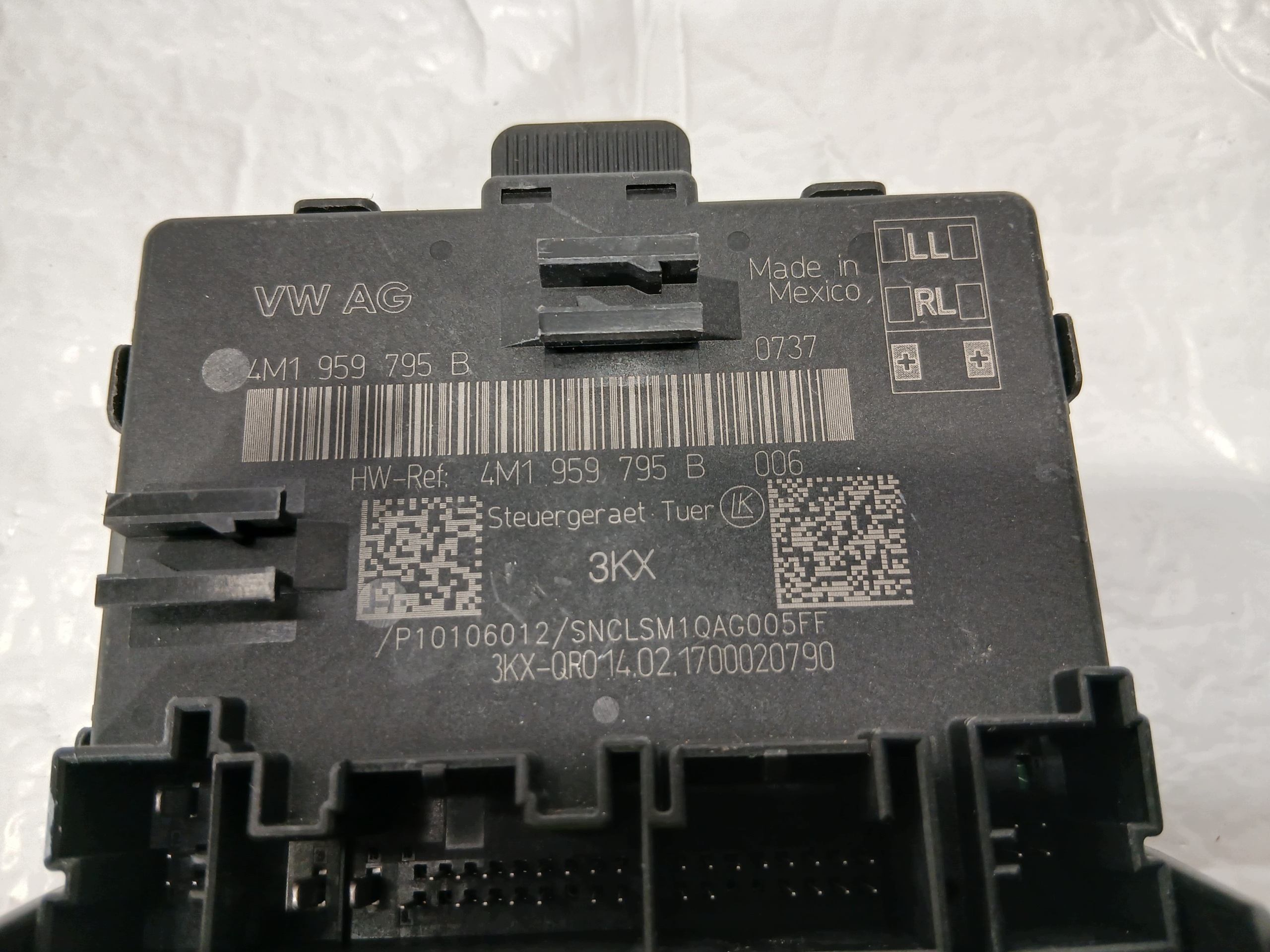 AUDI Q5 80A module unité de commande électronique uce portière arrière 4M1959795B