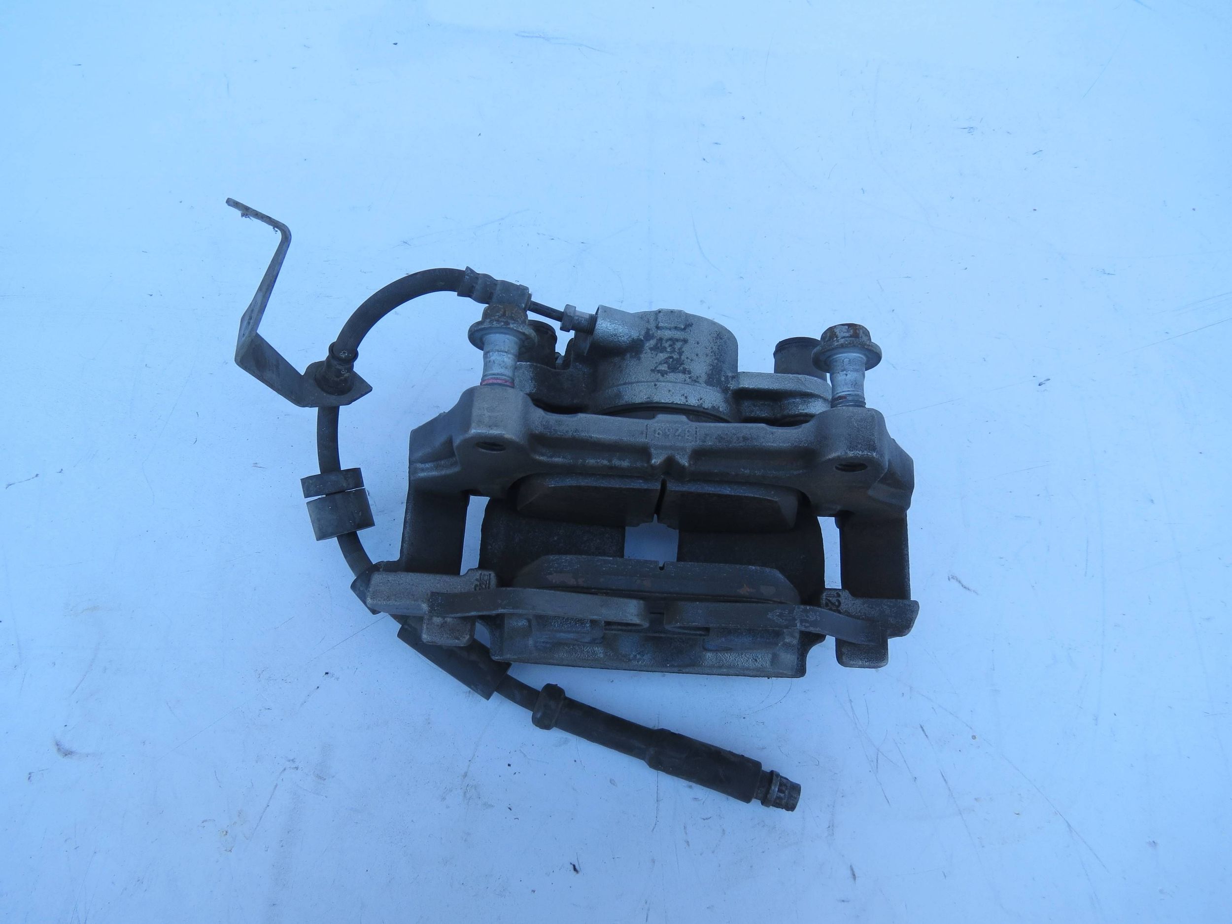 caliper brake left VOLVO V90 T8 HYBRYDA 31665740