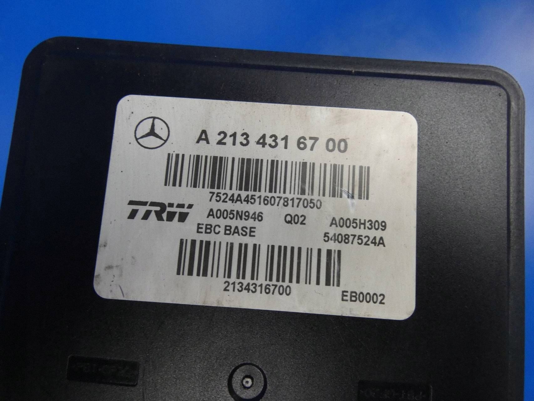 MERCEDES E KLASA W213 pump ABS control unit